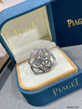 piaget fully Di*m*nd-encrusted hollow rose ring