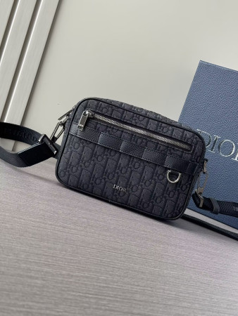 D*or safari bag with strap black D*or oblique jacquard 22x15x6cm