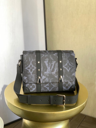 LV TRUNK MESSENGER M57271
