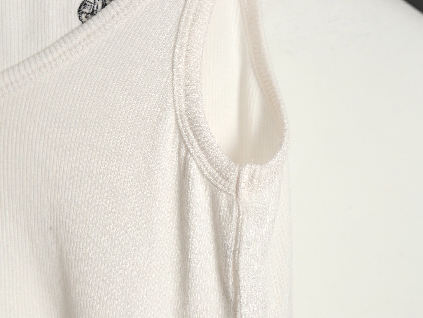 Ch**me He**ts ch knitting vest