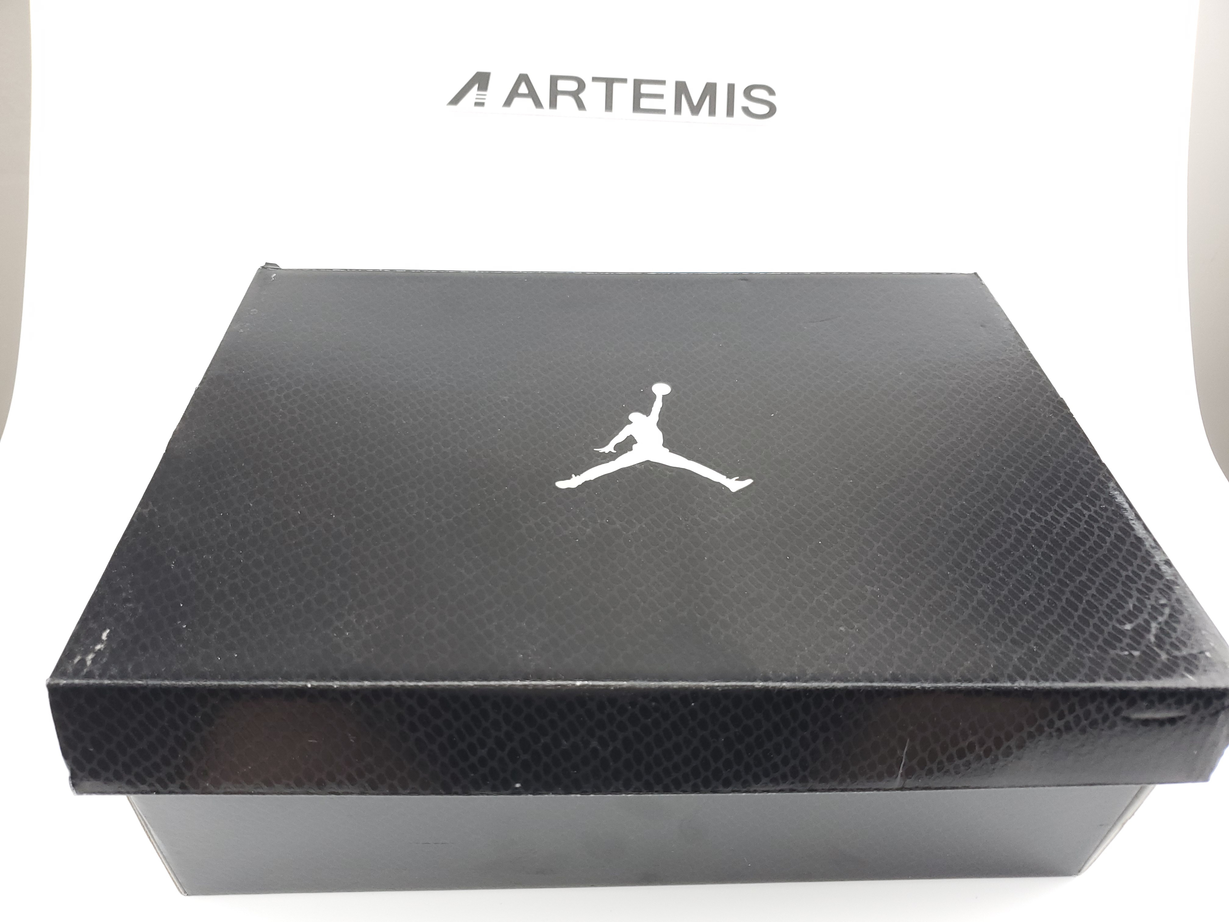 Air Jordan 11 Retro Low Snake Light Bone