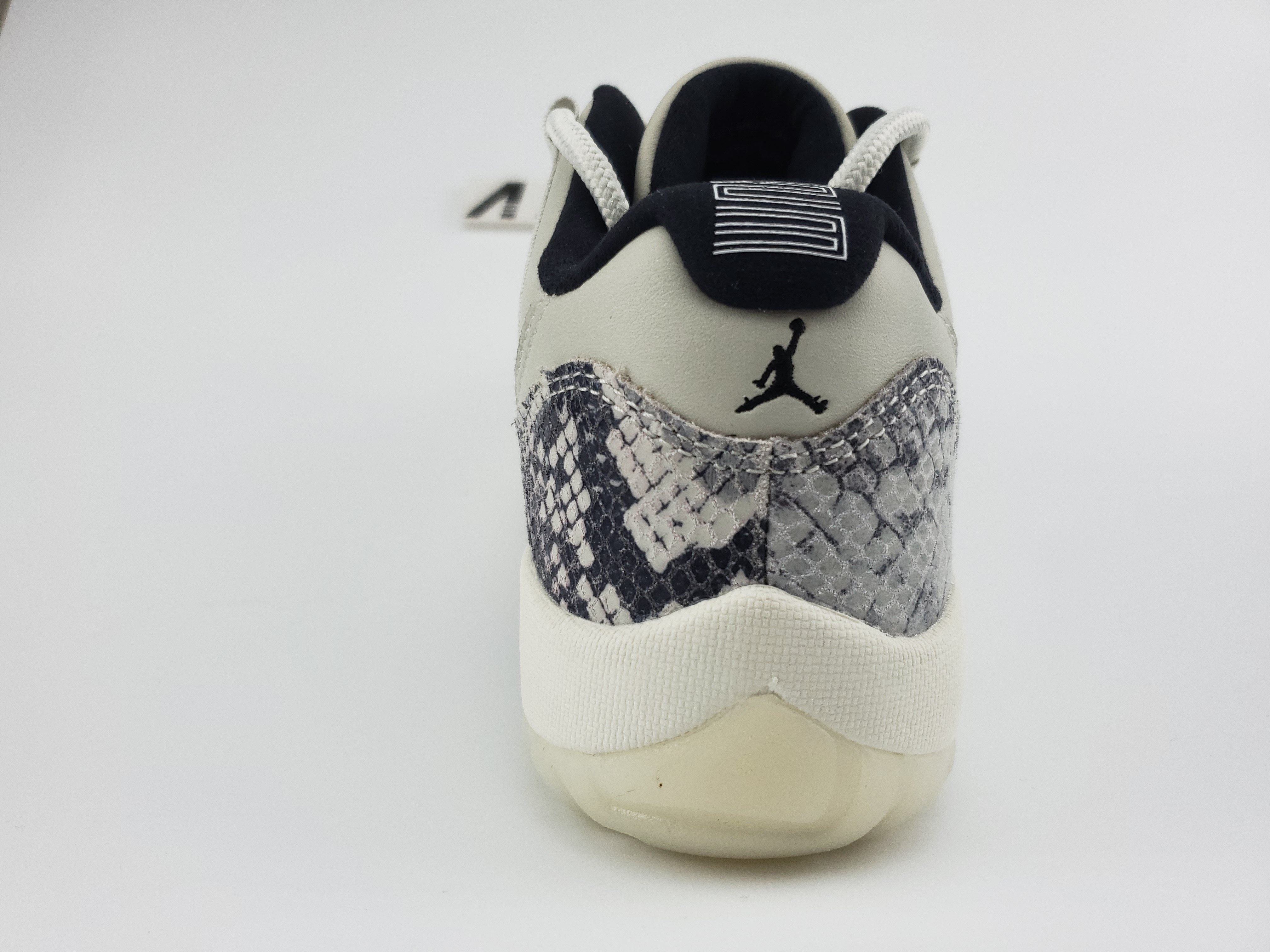 Air Jordan 11 Retro Low Snake Light Bone