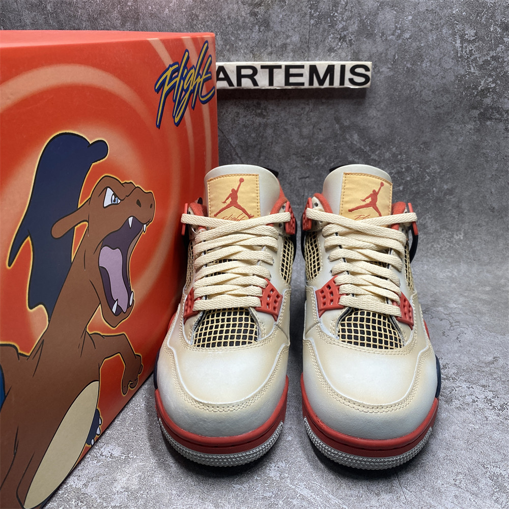 AIR JORDAN 4 RETRO