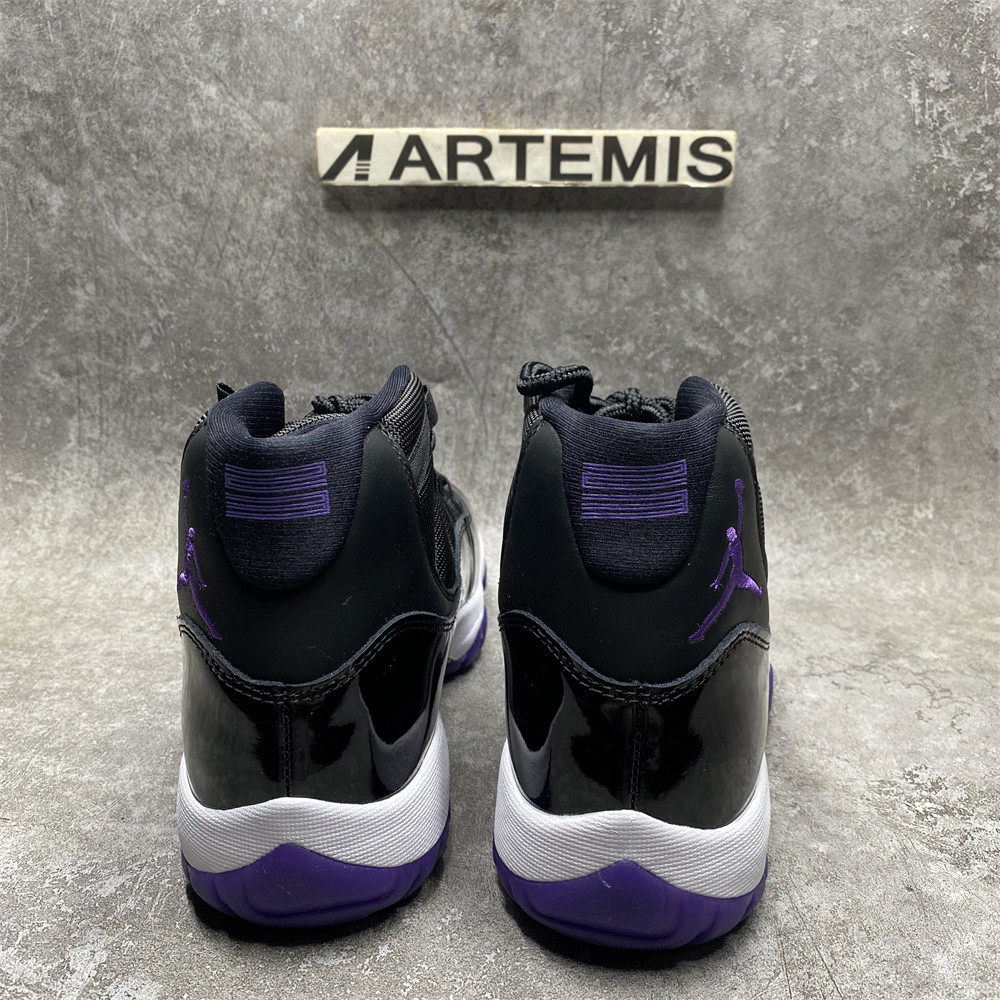 Jordan 11 Retro black purple