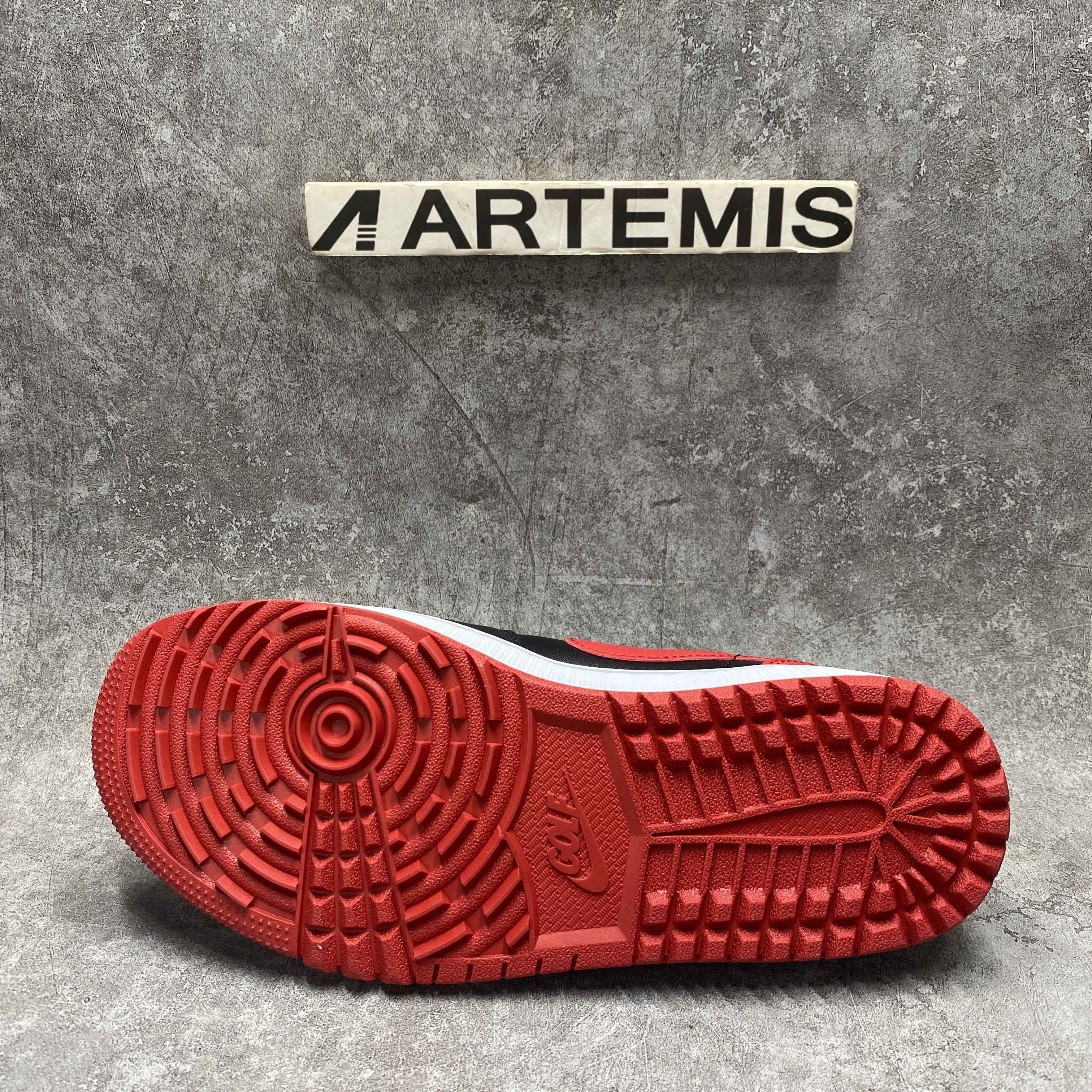 UA Jordan 1 Mule Golf Bred