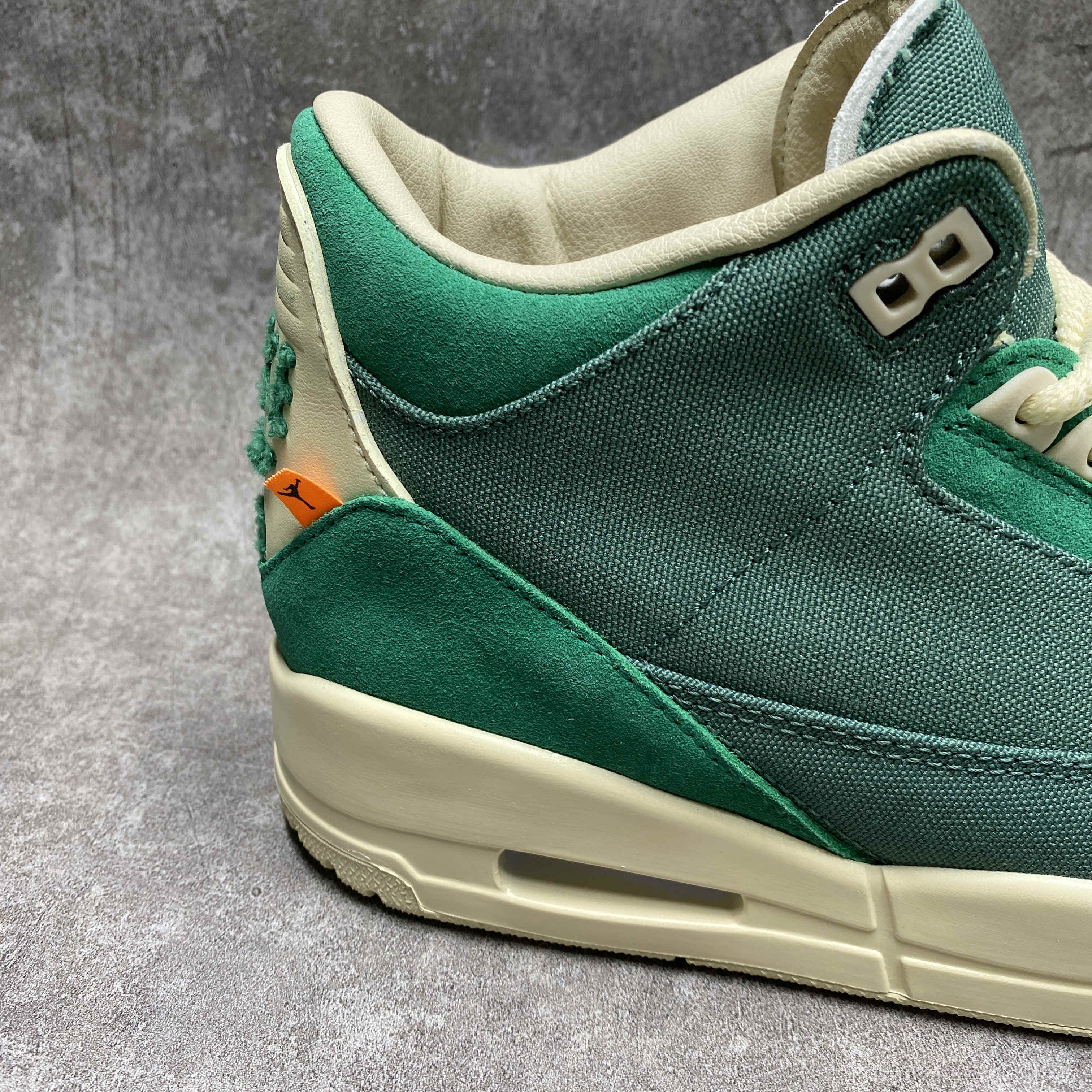 ua nina Ch*el abney x air jordan 3