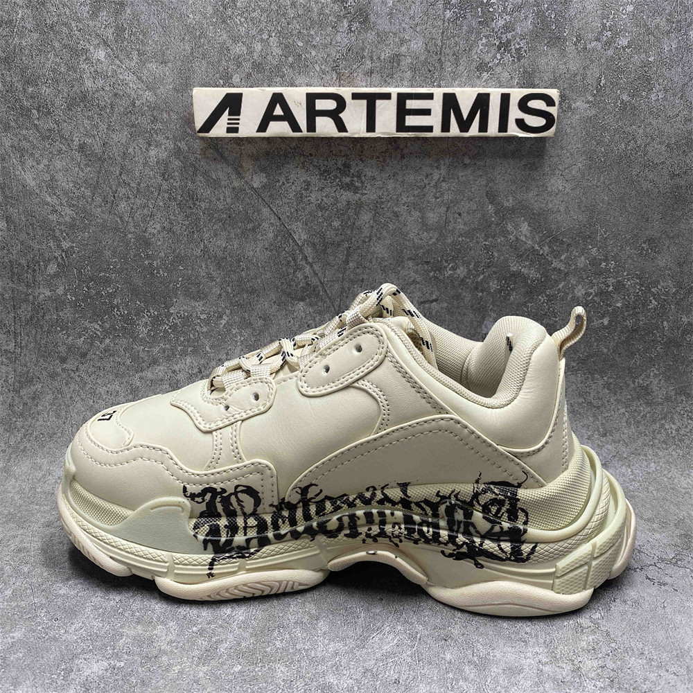 ua Ba*len*cia*ga triple sdiy metal white red
