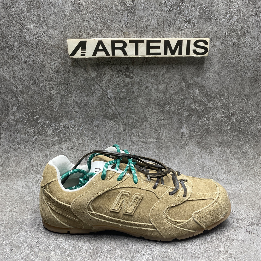 ua m1v m1v x new Ba1an*e 530 sl 'ecru'