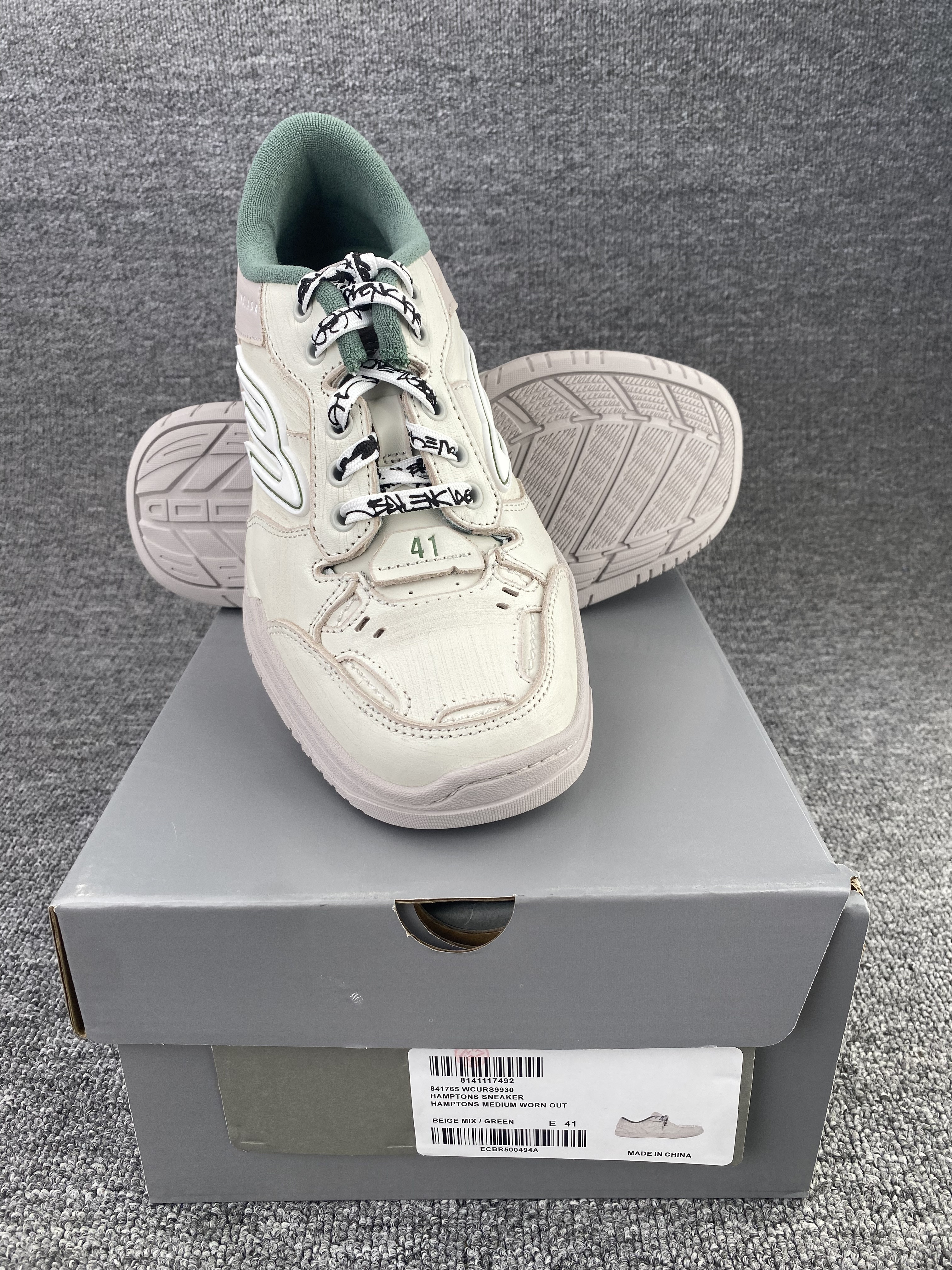 ua Ba*len*cia*ga hamptons worn-out sneaker (run one size large)