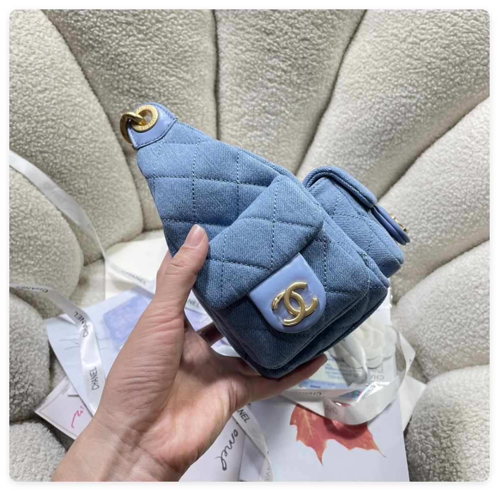 ch*el cruise 2024/25 large hobo bag washed De*1m & gold-tone metal blue  22x 31x 15cm