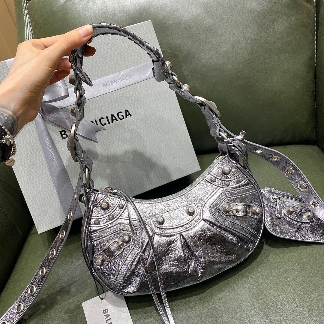WOMEN'S LE CAGOLE XS SHOULDER BAG METALLIZED IN SILVER