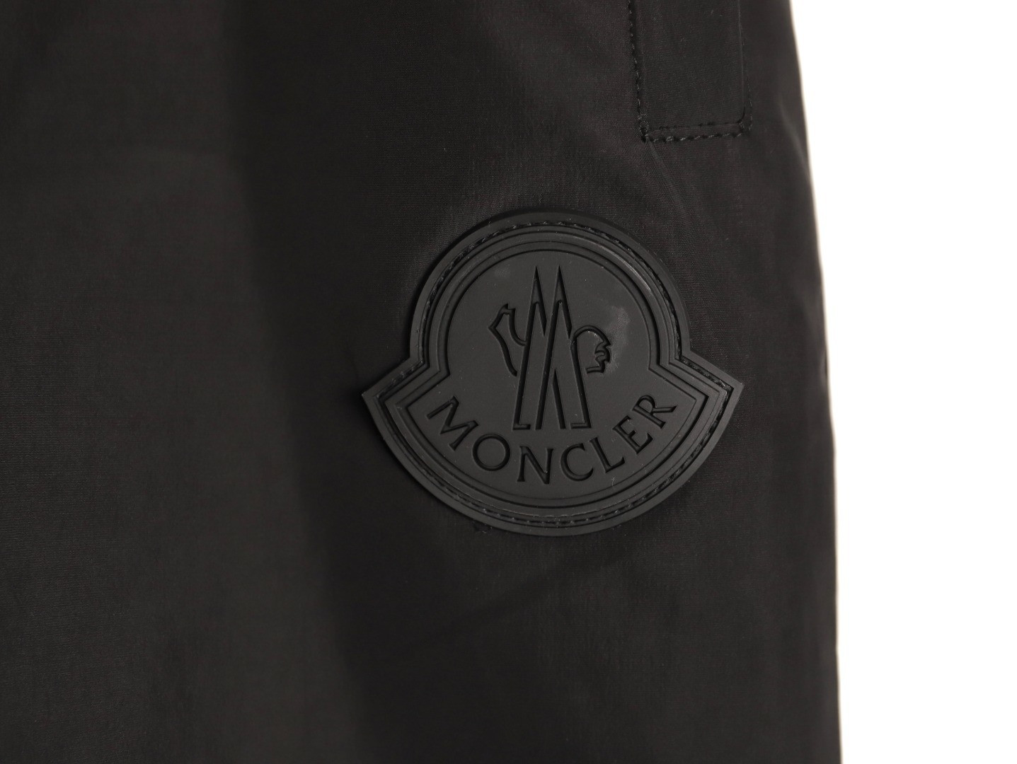 M0nc1er 22fw pants