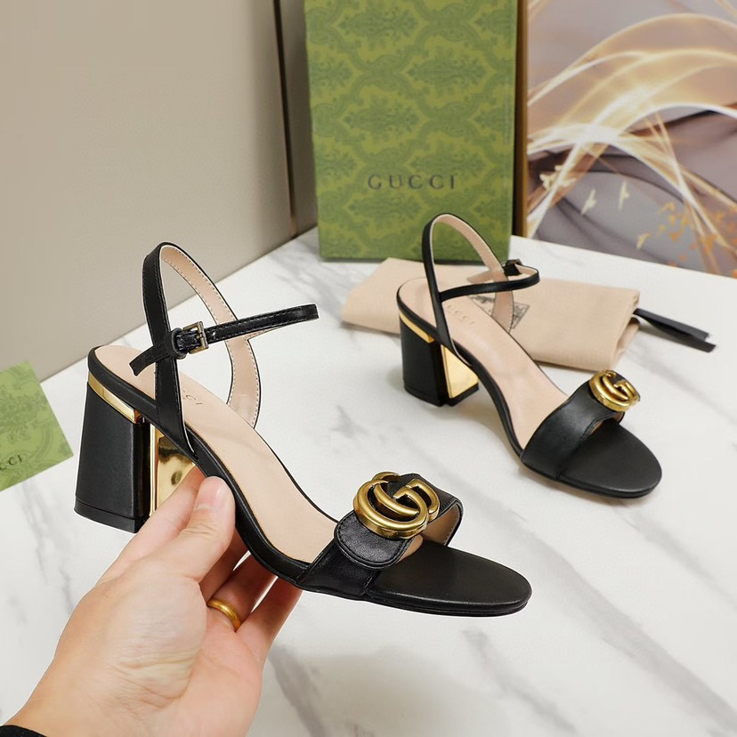 ua G*u*i mid-heel sandal