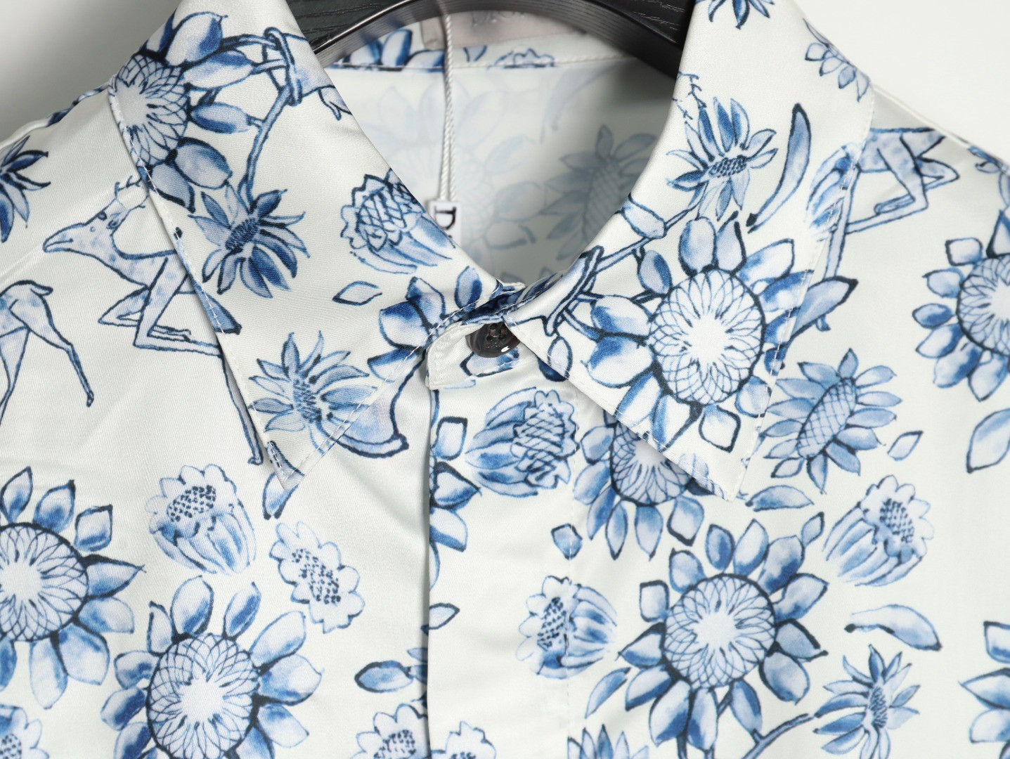 D*or short-sleeved shirts