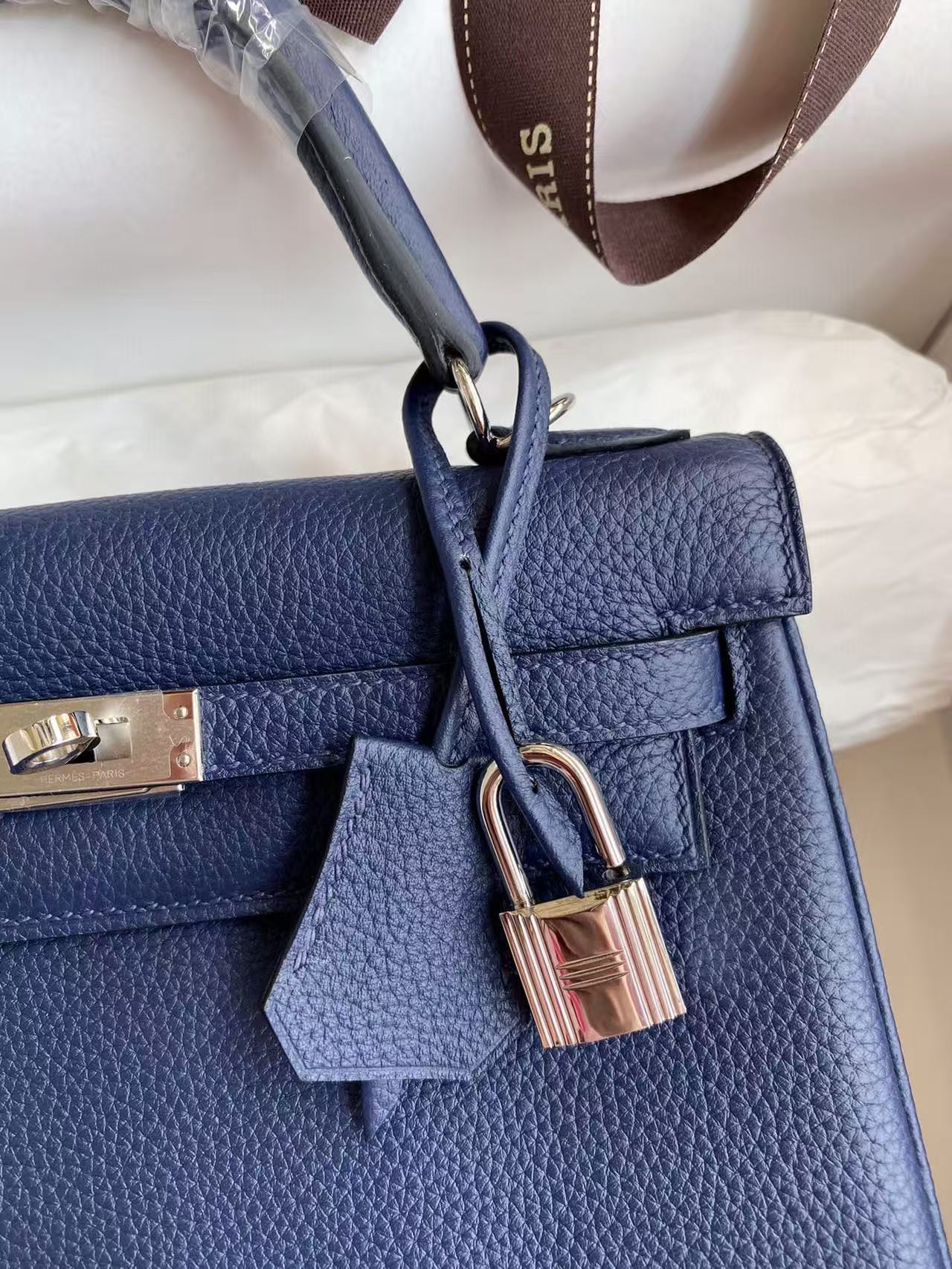 H**mes Kelly Silver-tone Hardware 25 28