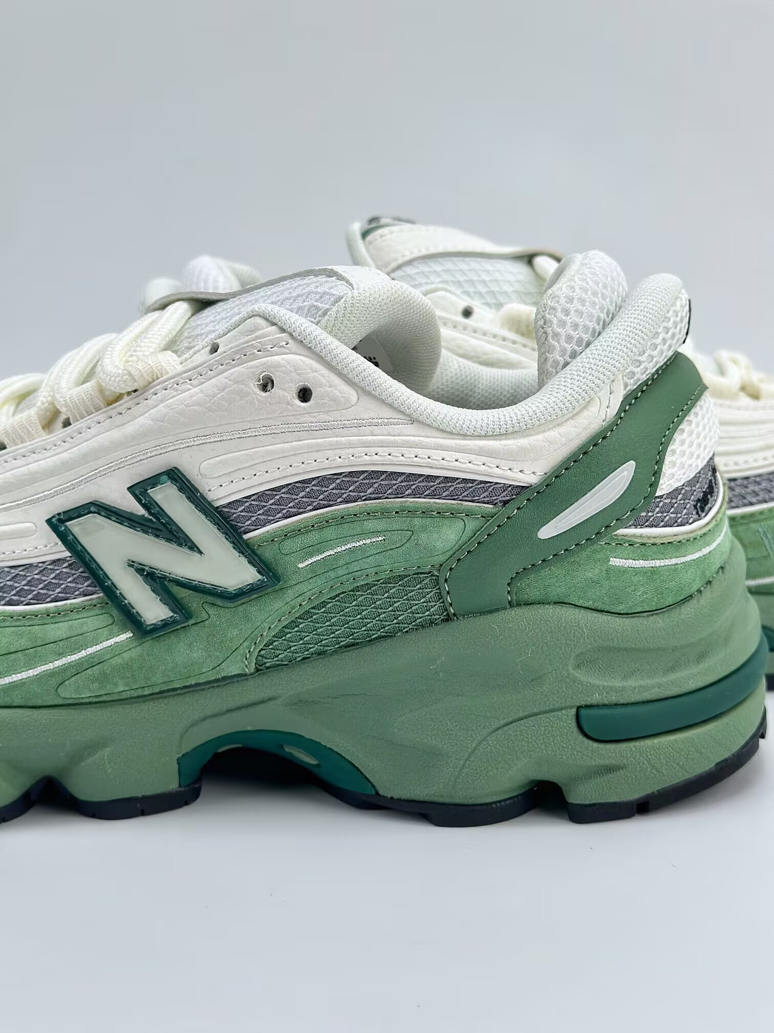 ua new Ba1an*e 1000 green