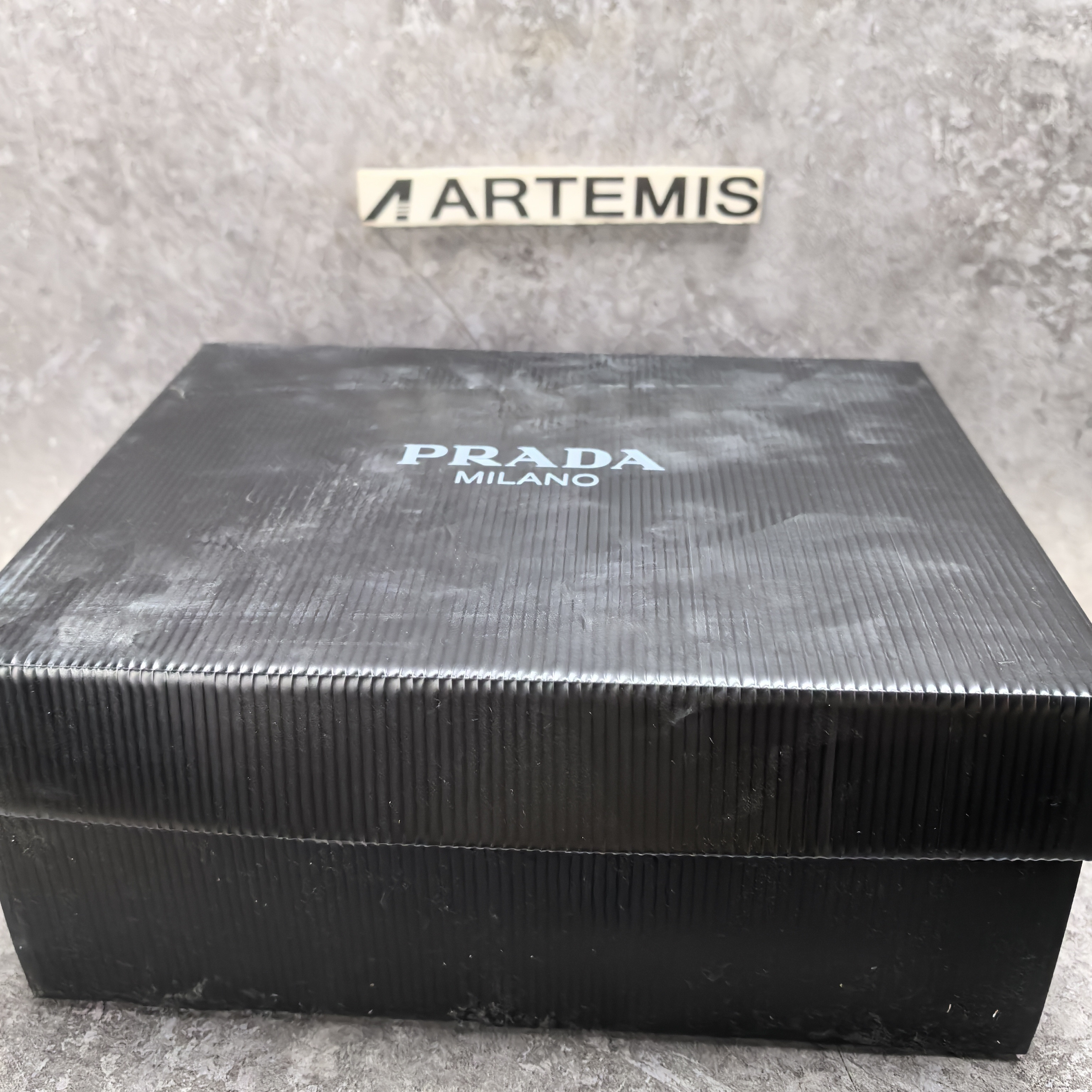 ua Pra*a sneaker