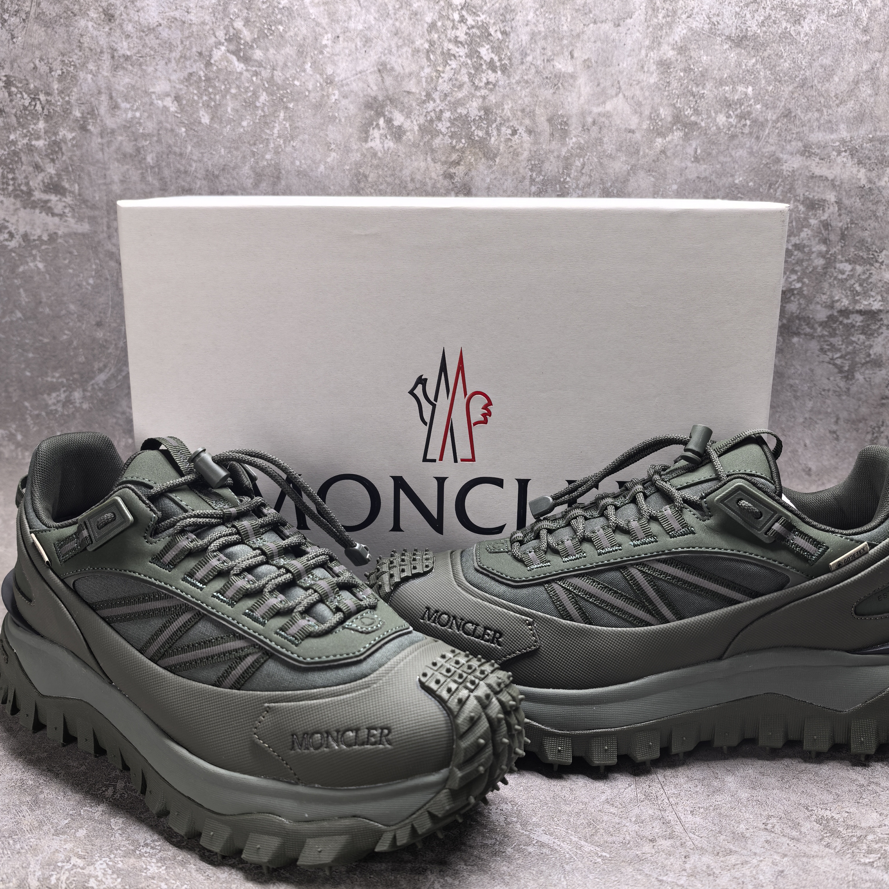 ua M0nc1er trailgrip
