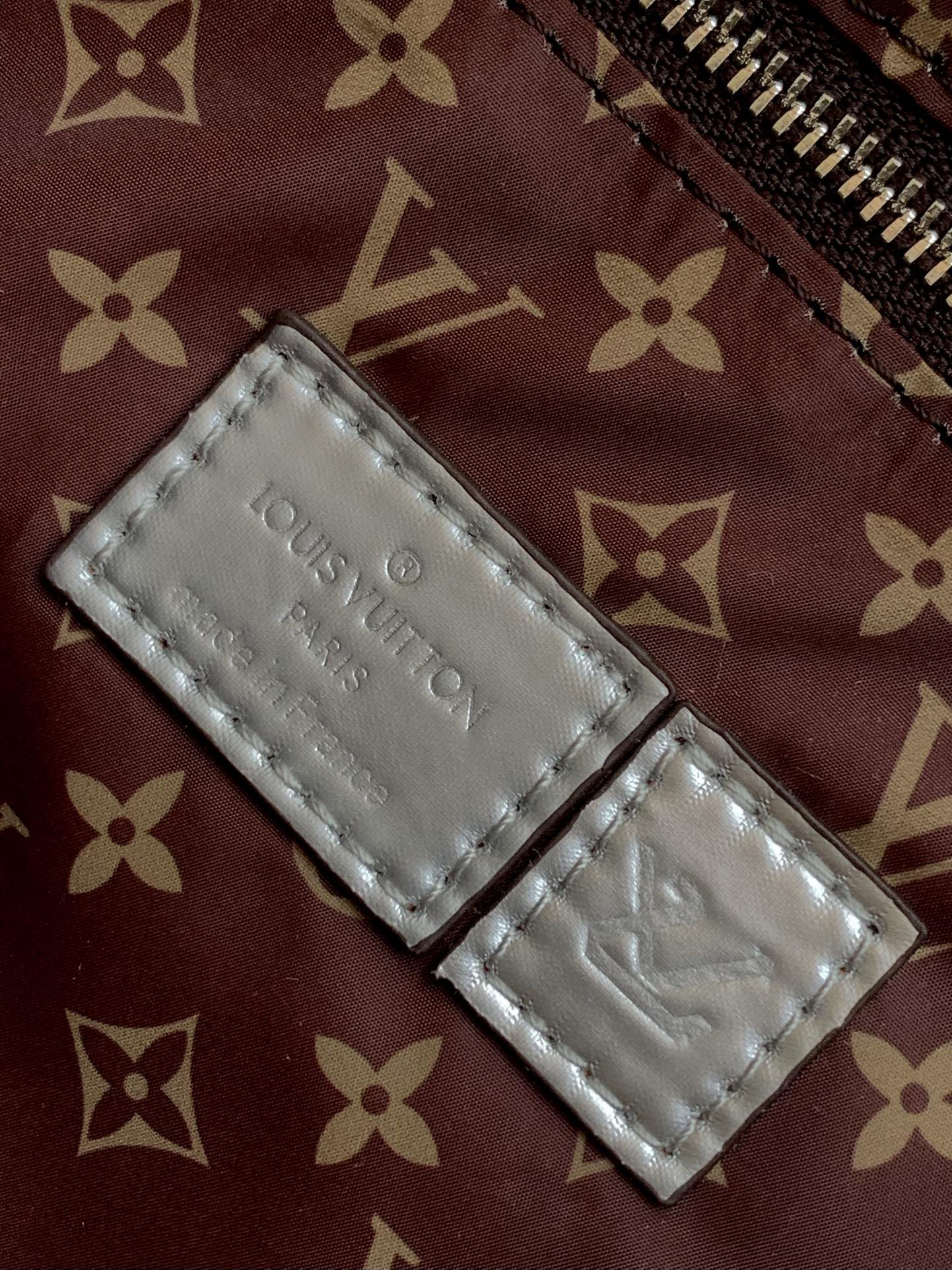 LV ONTHEGO M21069 35 x 27 x 14 CM