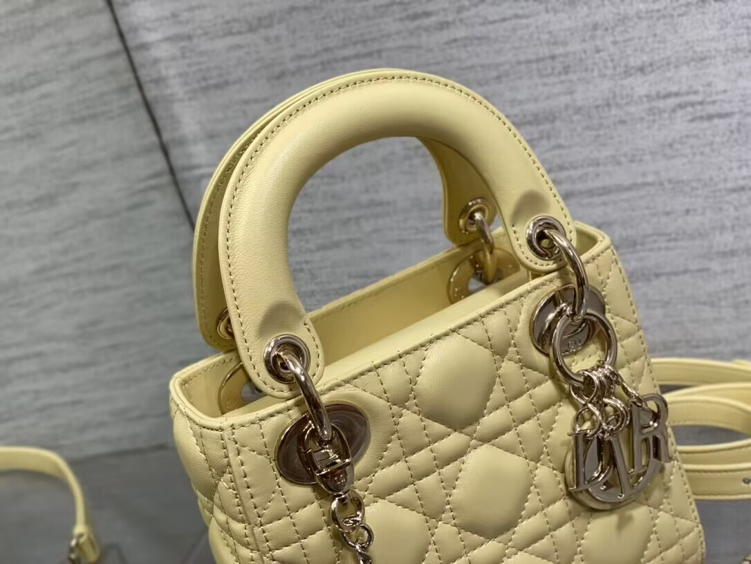 D*or classic lady 17×7×15cm