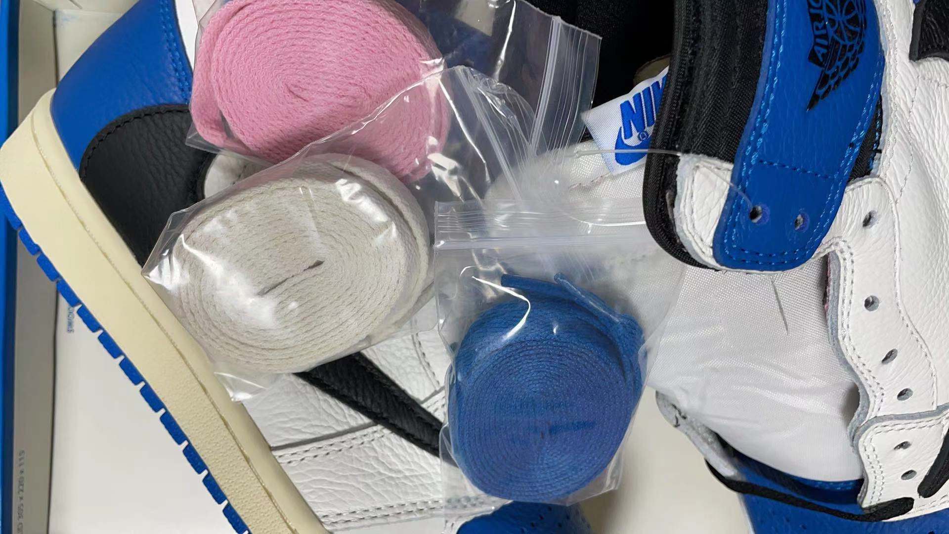 Air Jordan 1 Retro High x Travis Scott x Fragment