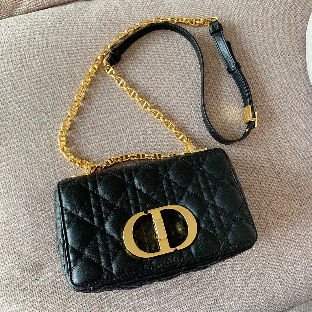 small D*or caro bag
