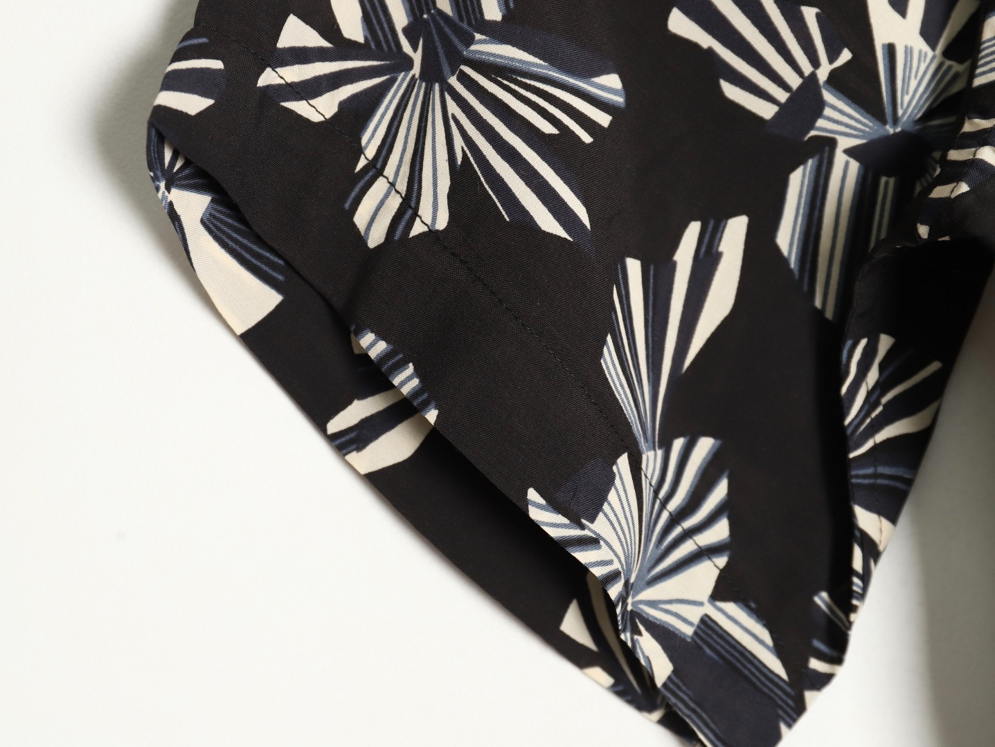 Saint Lauren Paris 25SS Short-sleeved Shirts