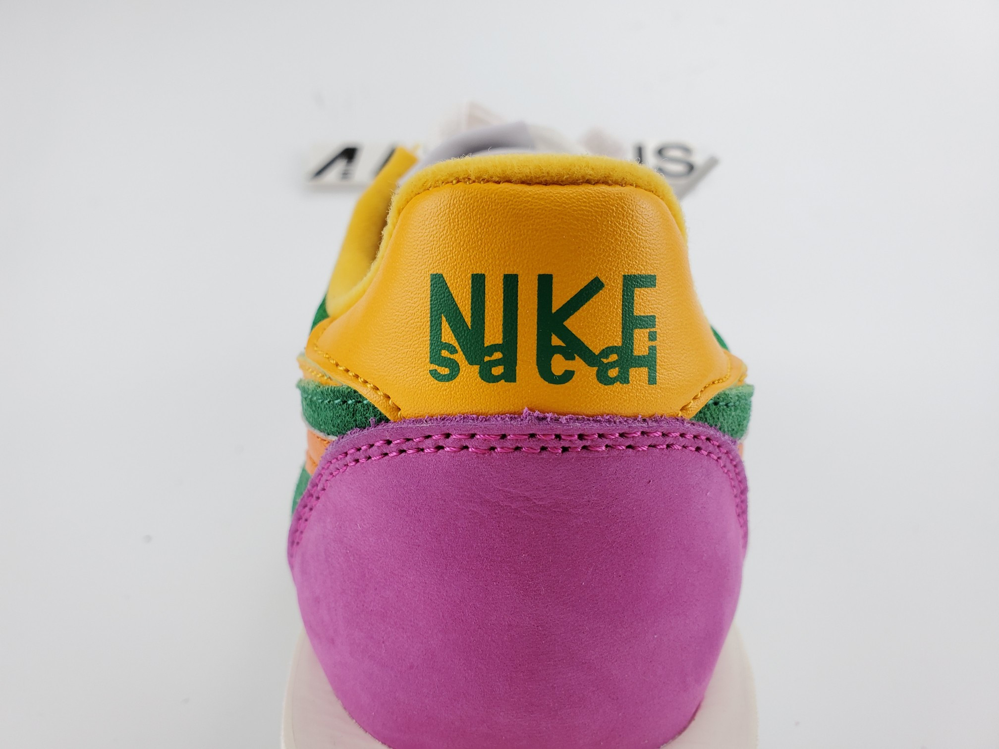 SACAI X NIKE LDWAFFLE “PINK GREEN”