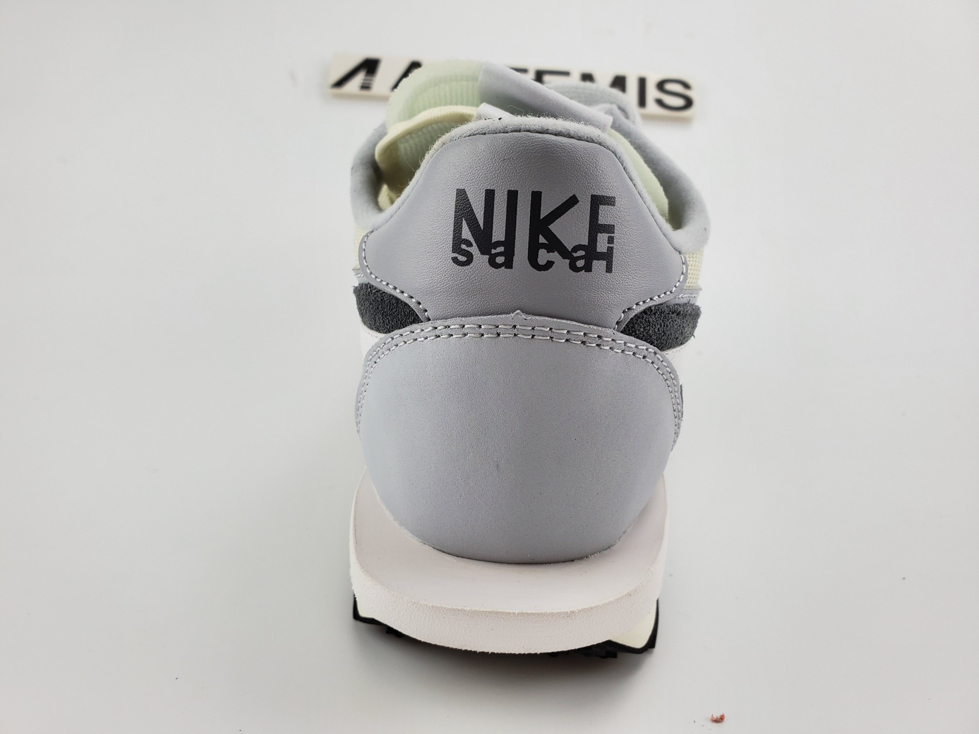 Nike LD Waffle Sacai White Grey
