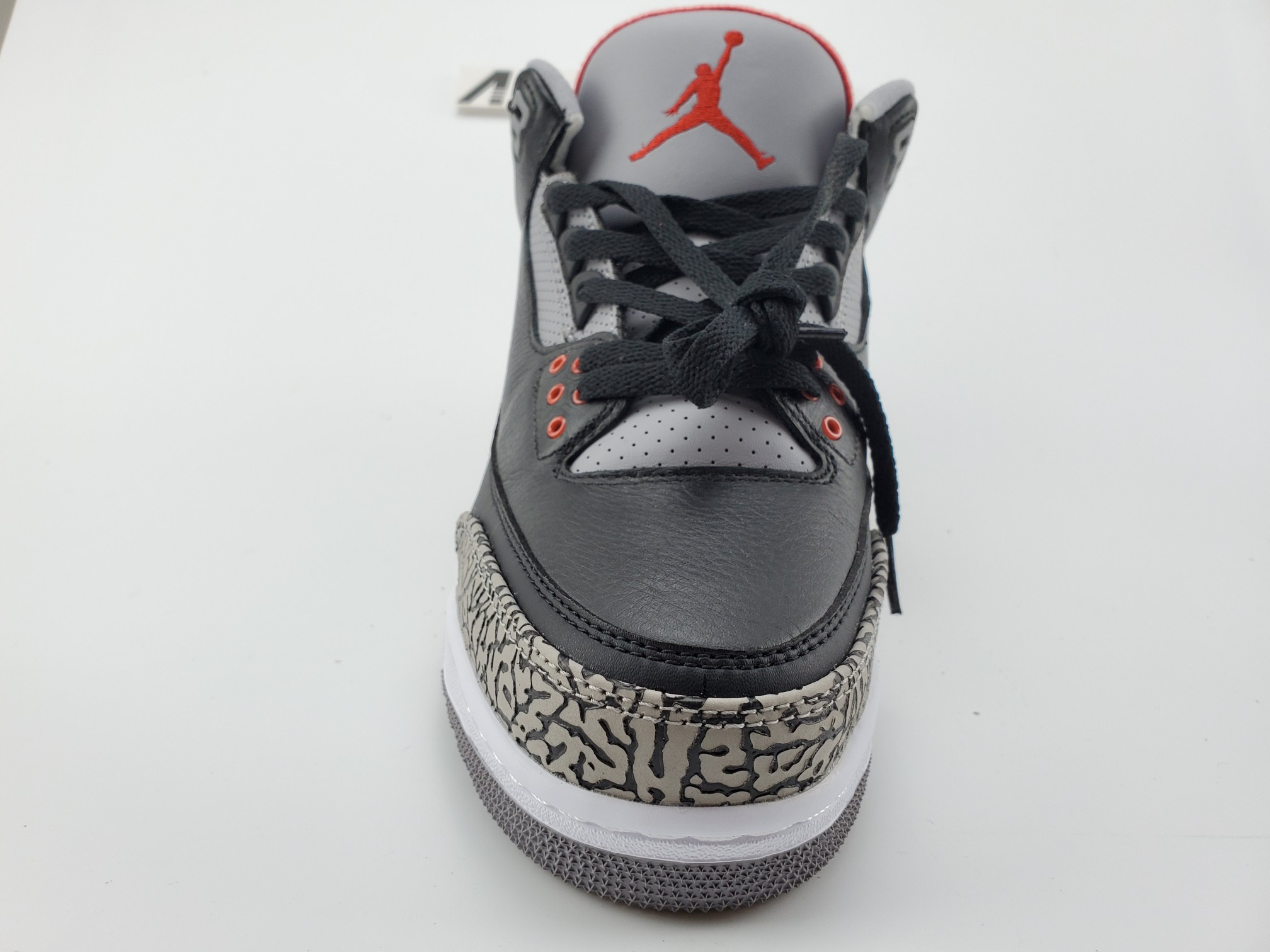 Air Jordan 3 Retro Black Cement (2018)