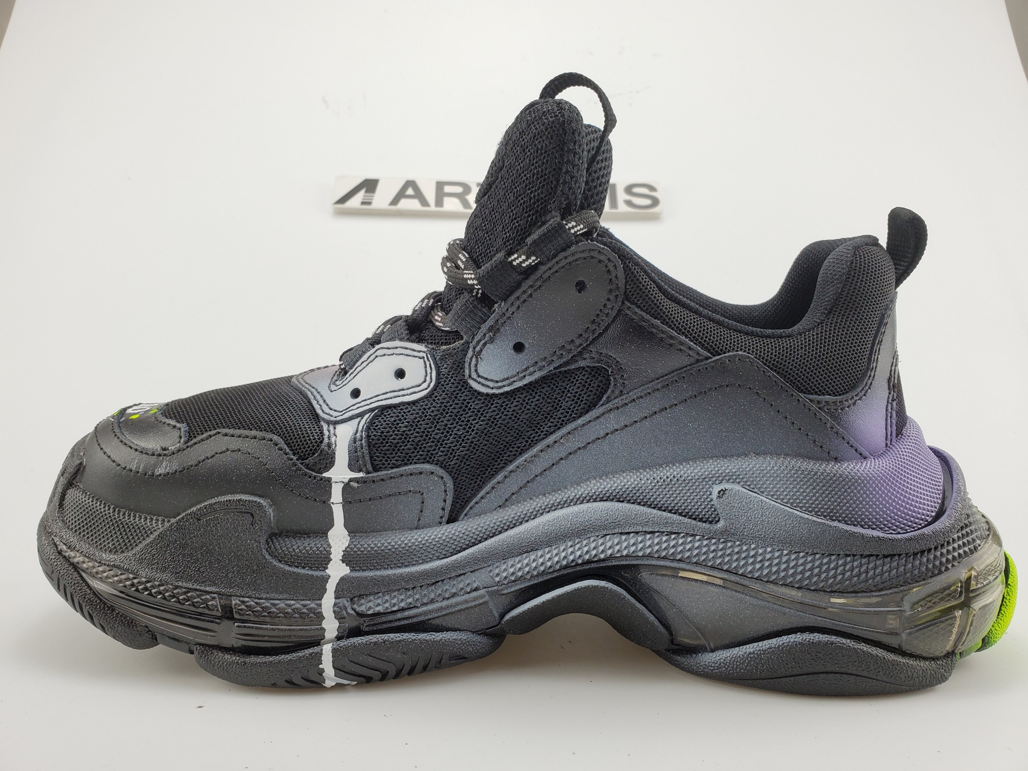 Balenciga Triple S Graffiti
