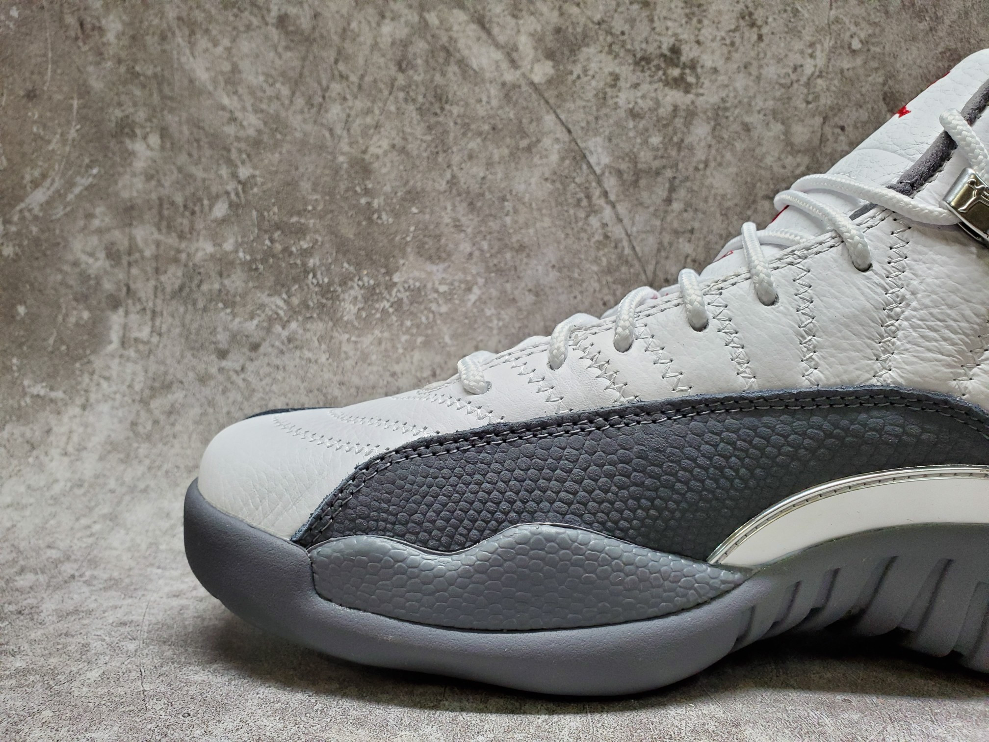 Air Jordan 12 Retro White Dark Grey