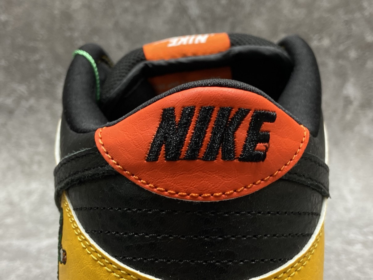 Nike Dunk SB Low Raygun