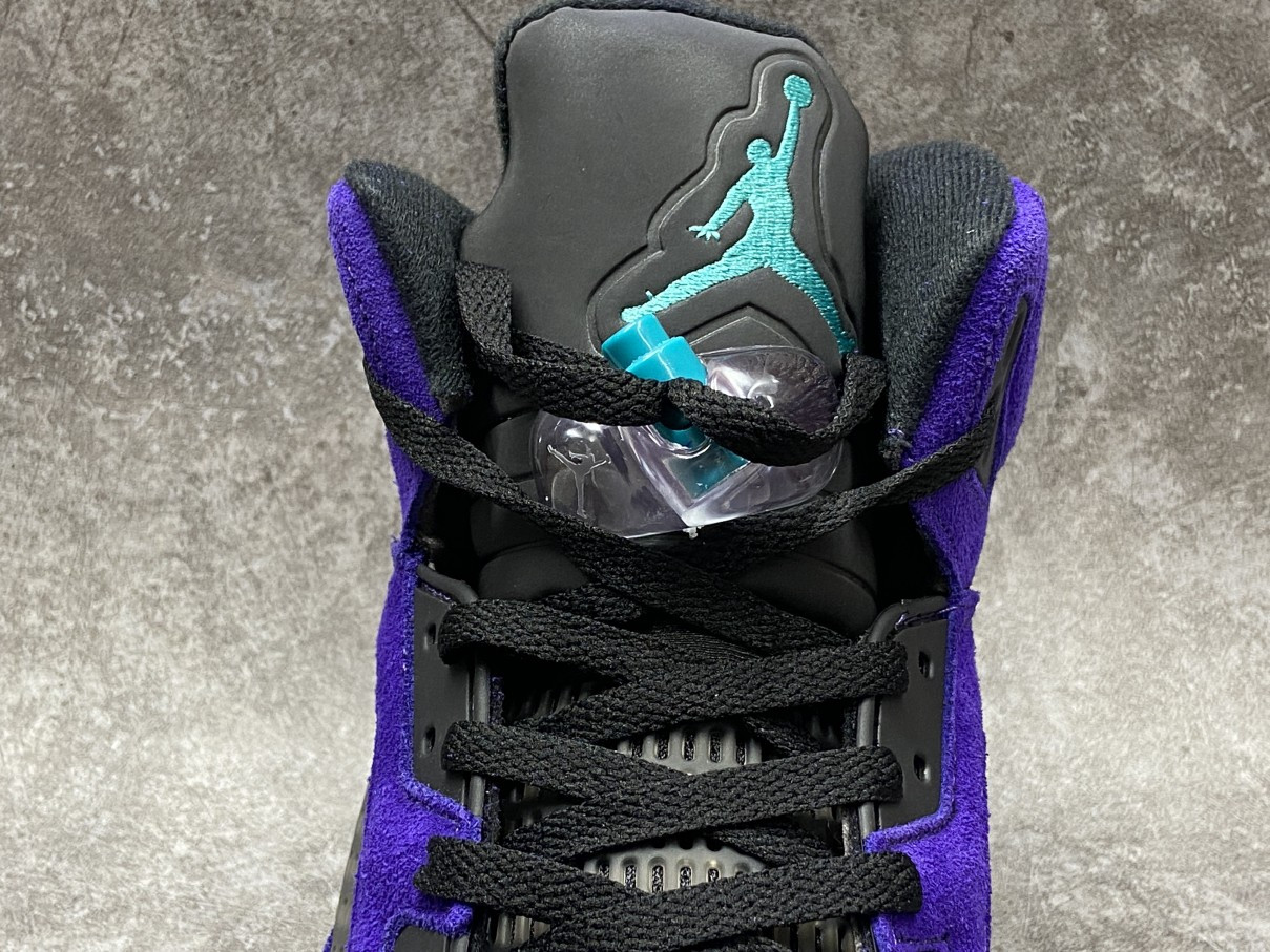 Air Jordan 5 Retro Alternate Grape