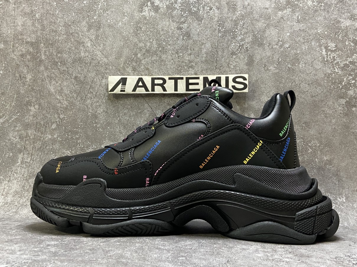 Balenciga Triple S Allover Logo