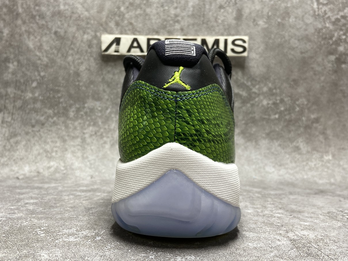 Air Jordan 11 Retro Low Green Snakeskin