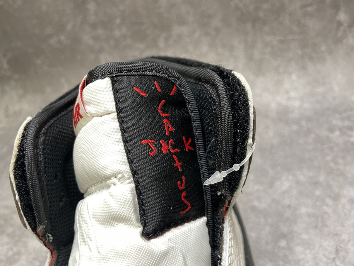 Air Jordan 1 High Travis Scott Cactus Jack 2.0