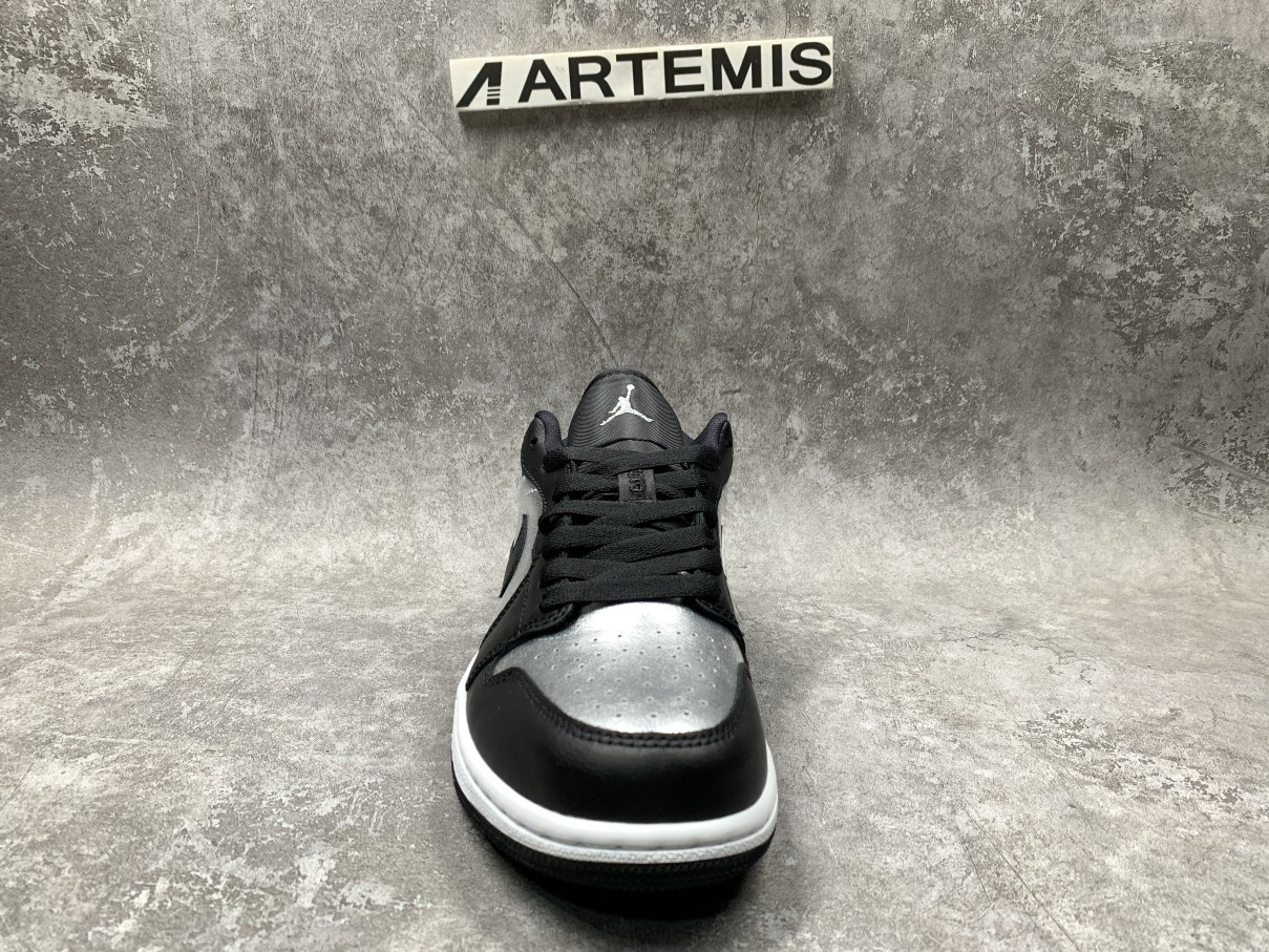 Air Jordan 1 Low SE Black Metallic Silver