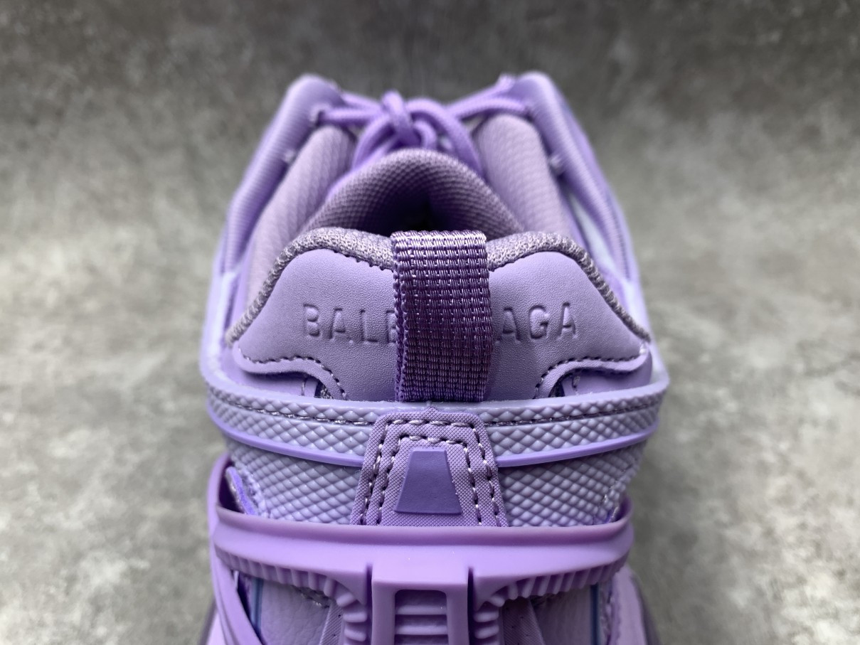 Balenciga Track 2.0 Sneaker in Lilac