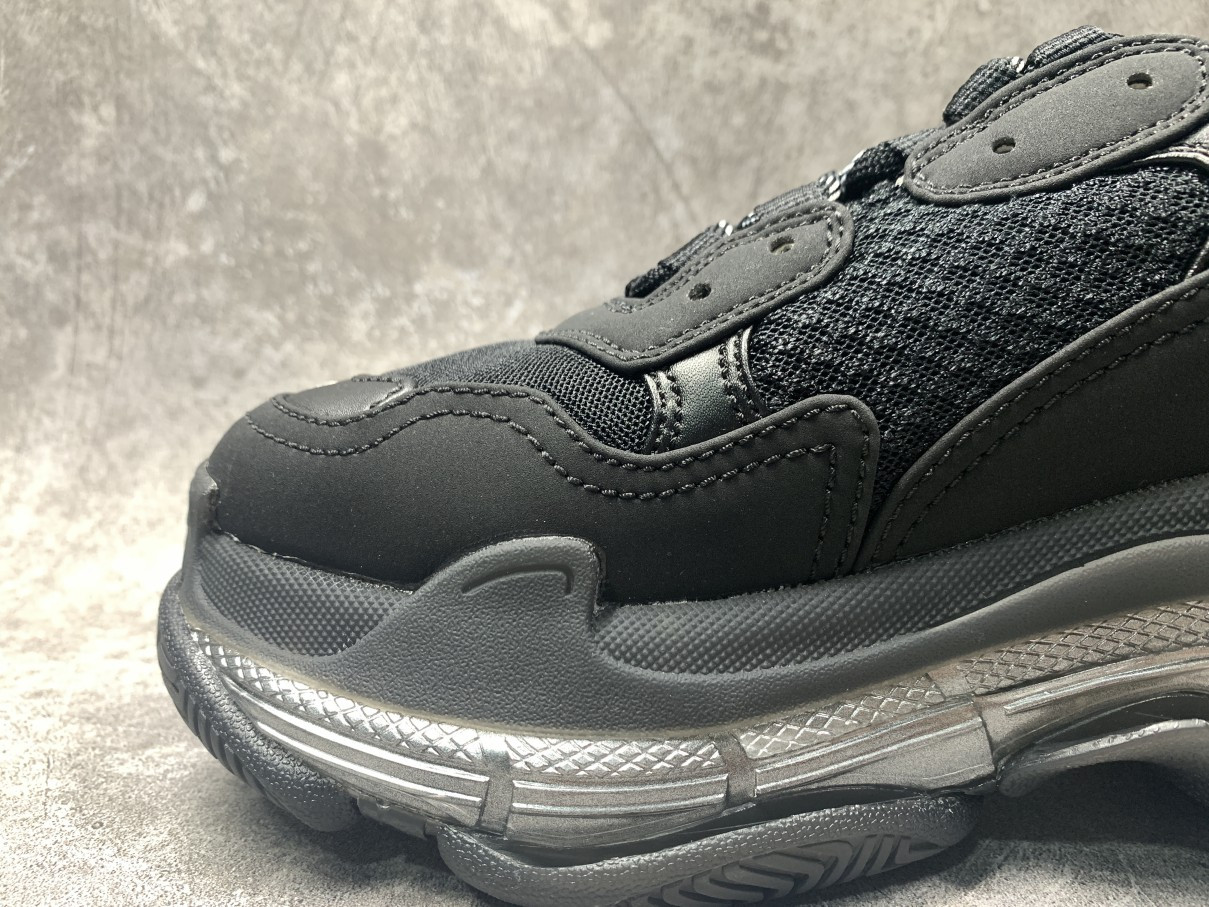 Balenciga Triple S Clear Sole Black Ivory