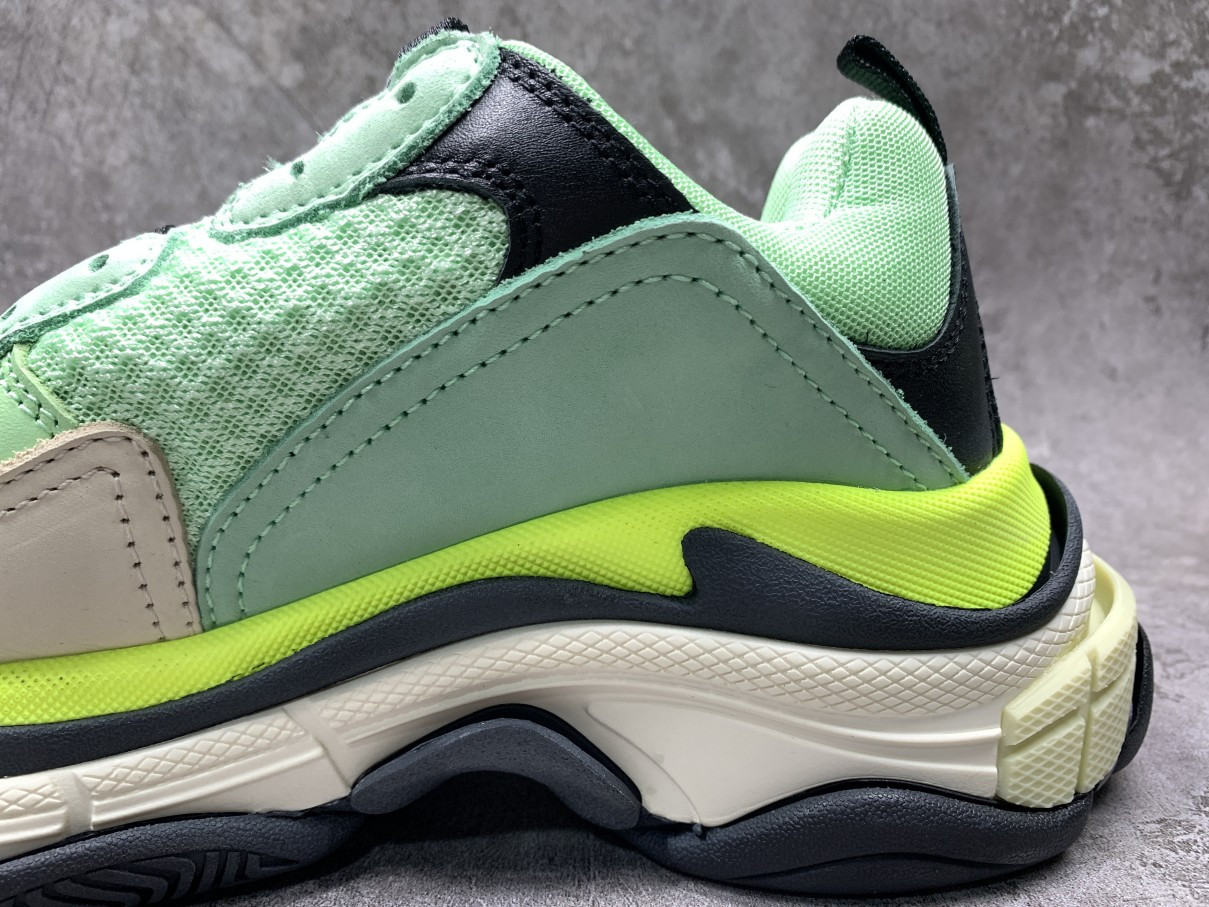 Balenciga Triple S Sneaker Very Fluo