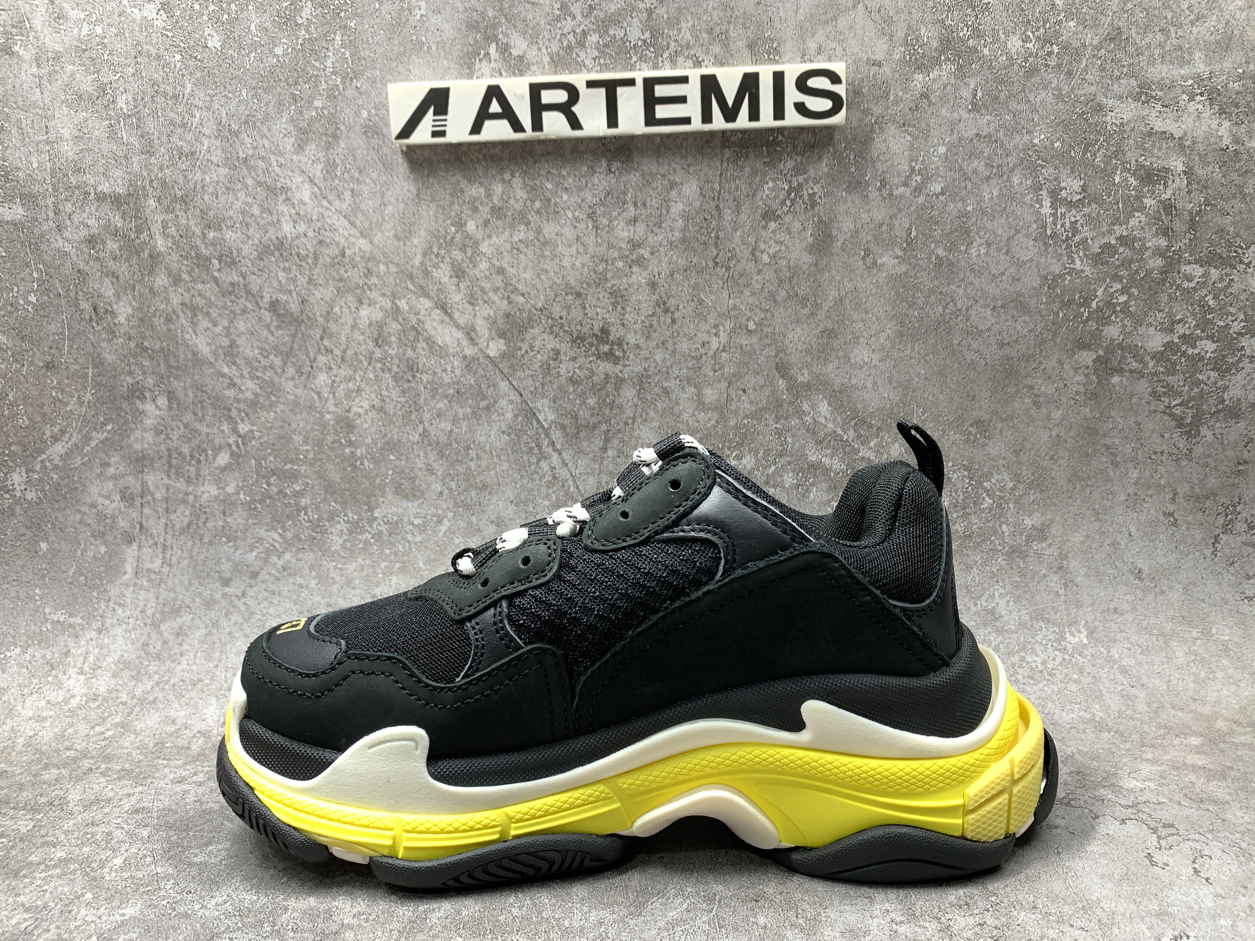 Balenciga Triple S Sneaker Black Yellow