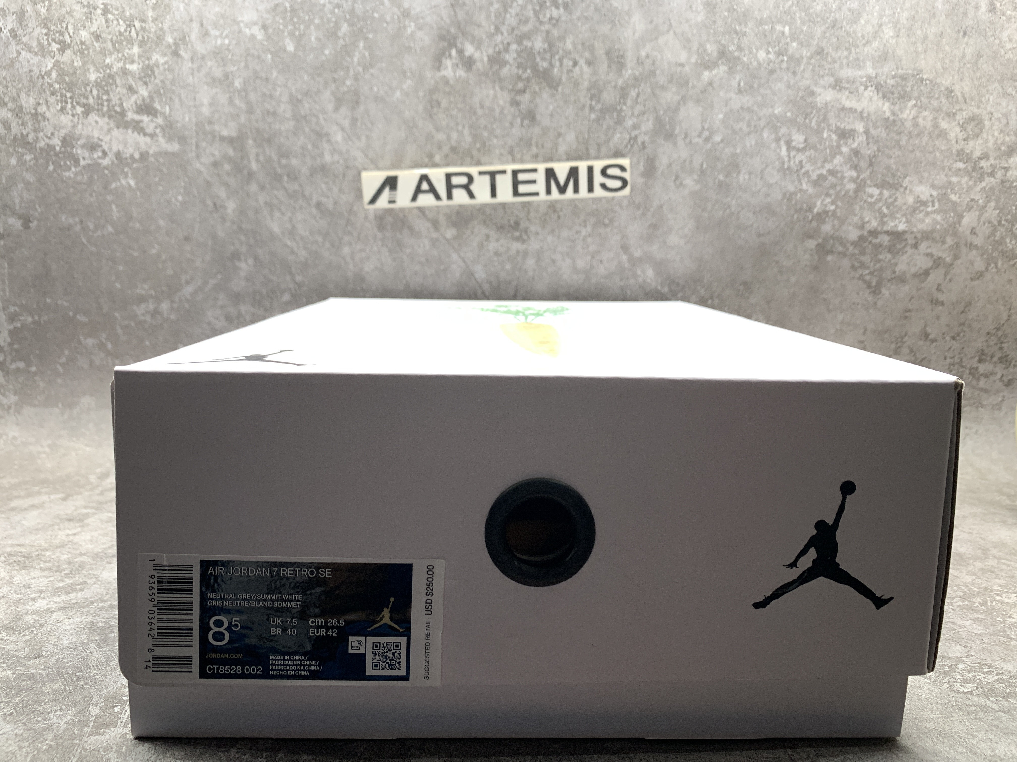 Air Jordan 7 Retro Neutral Grey