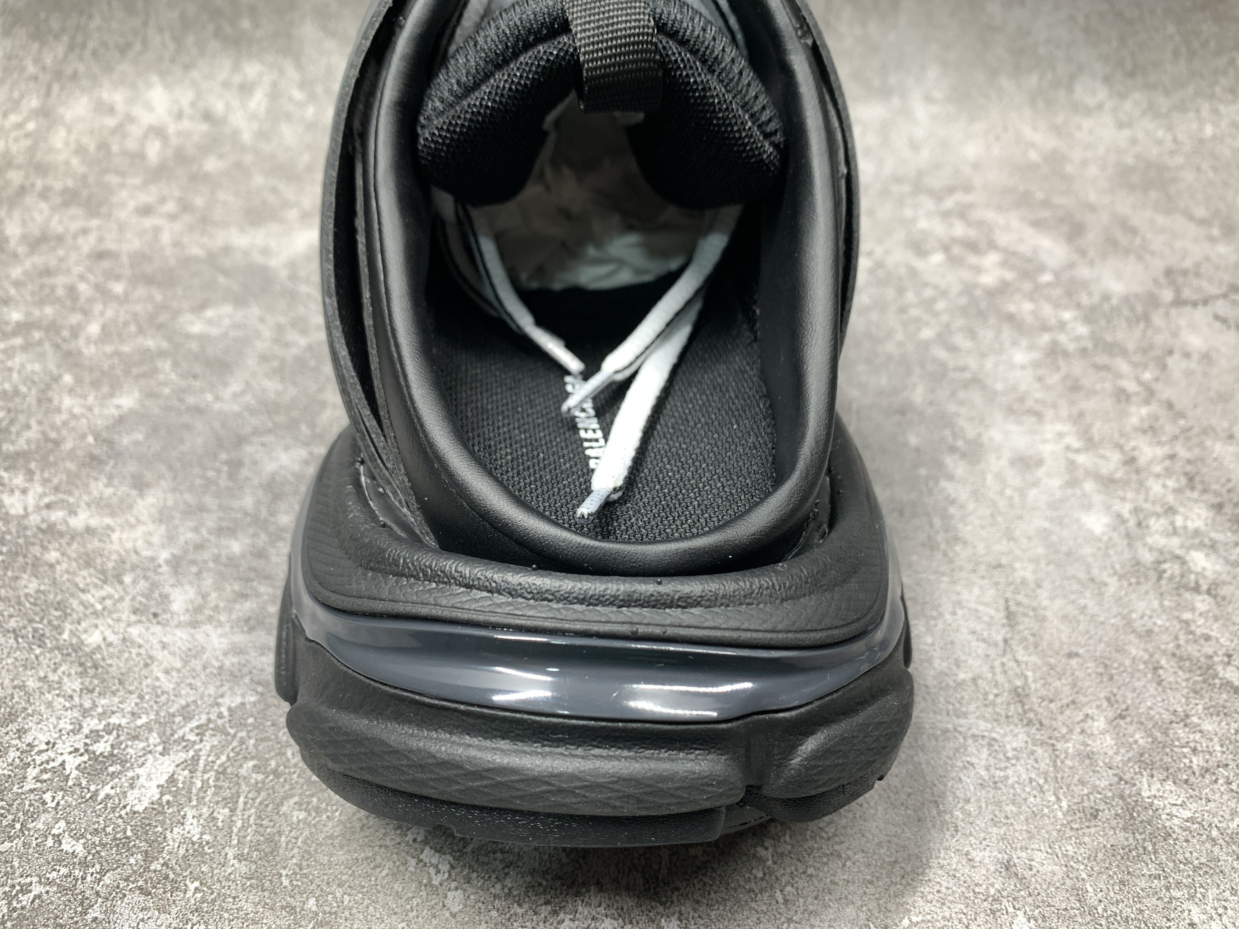 Balenciga Track Mule Black