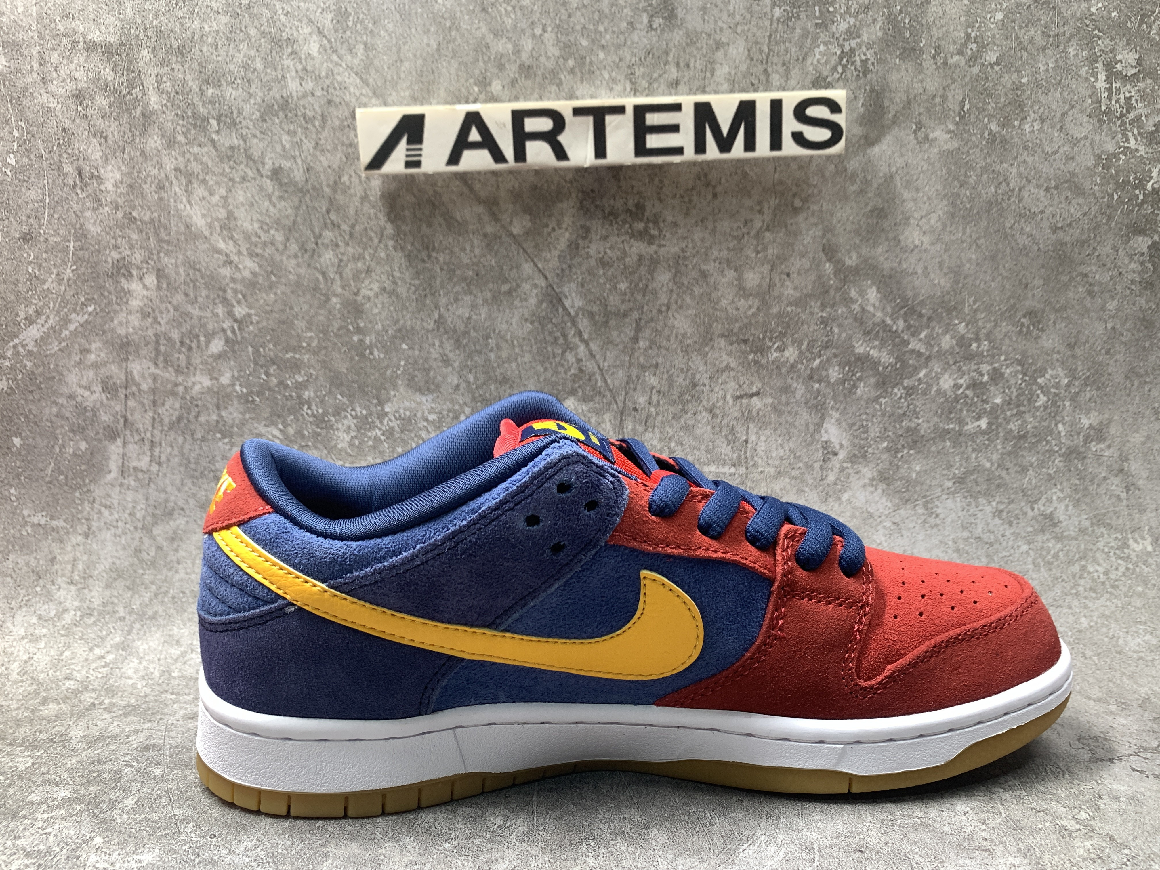 Nike SB Dunk Low Barcelona