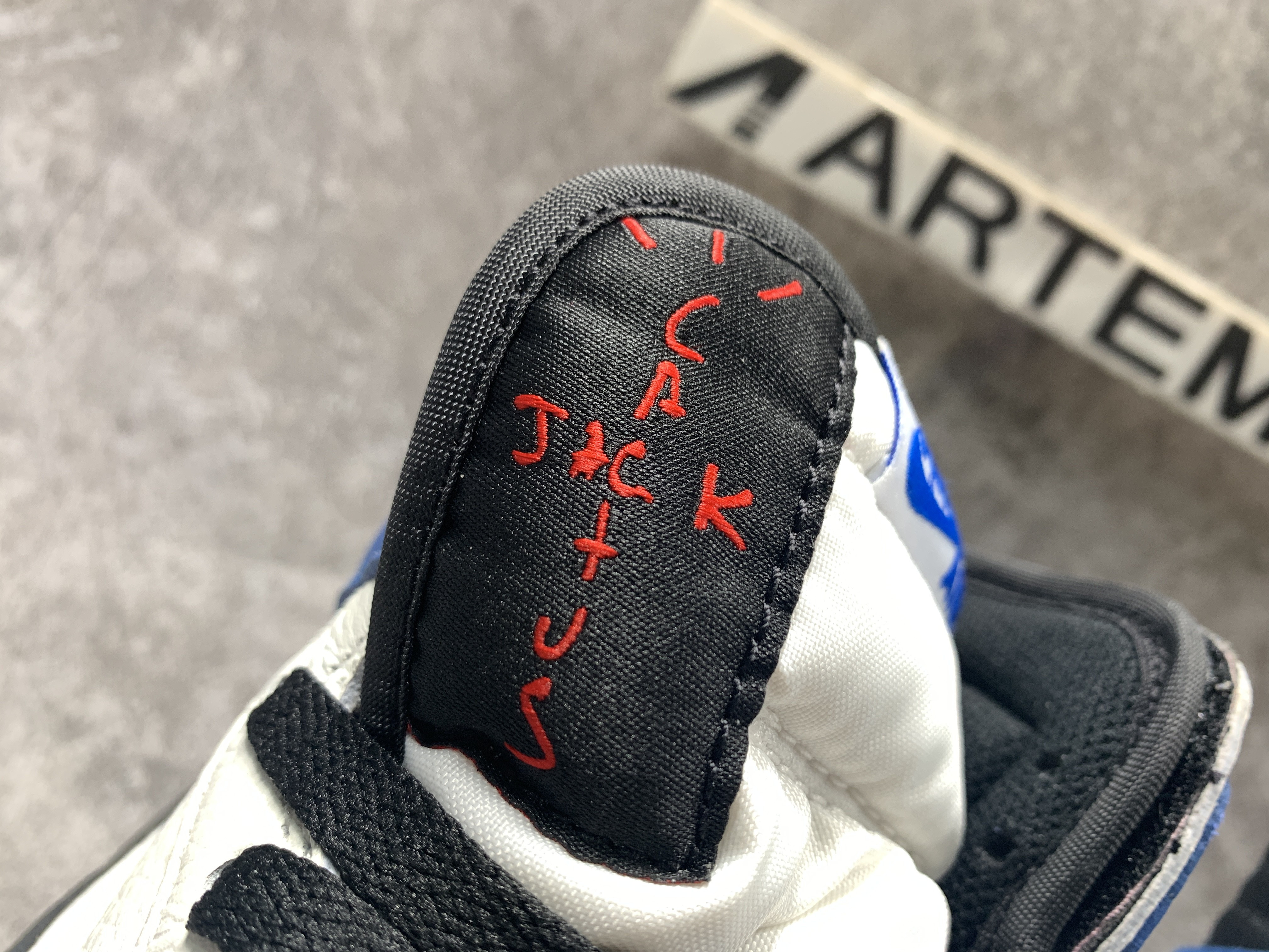 Air Jordan 1 Retro High x Travis Scott x Fragment