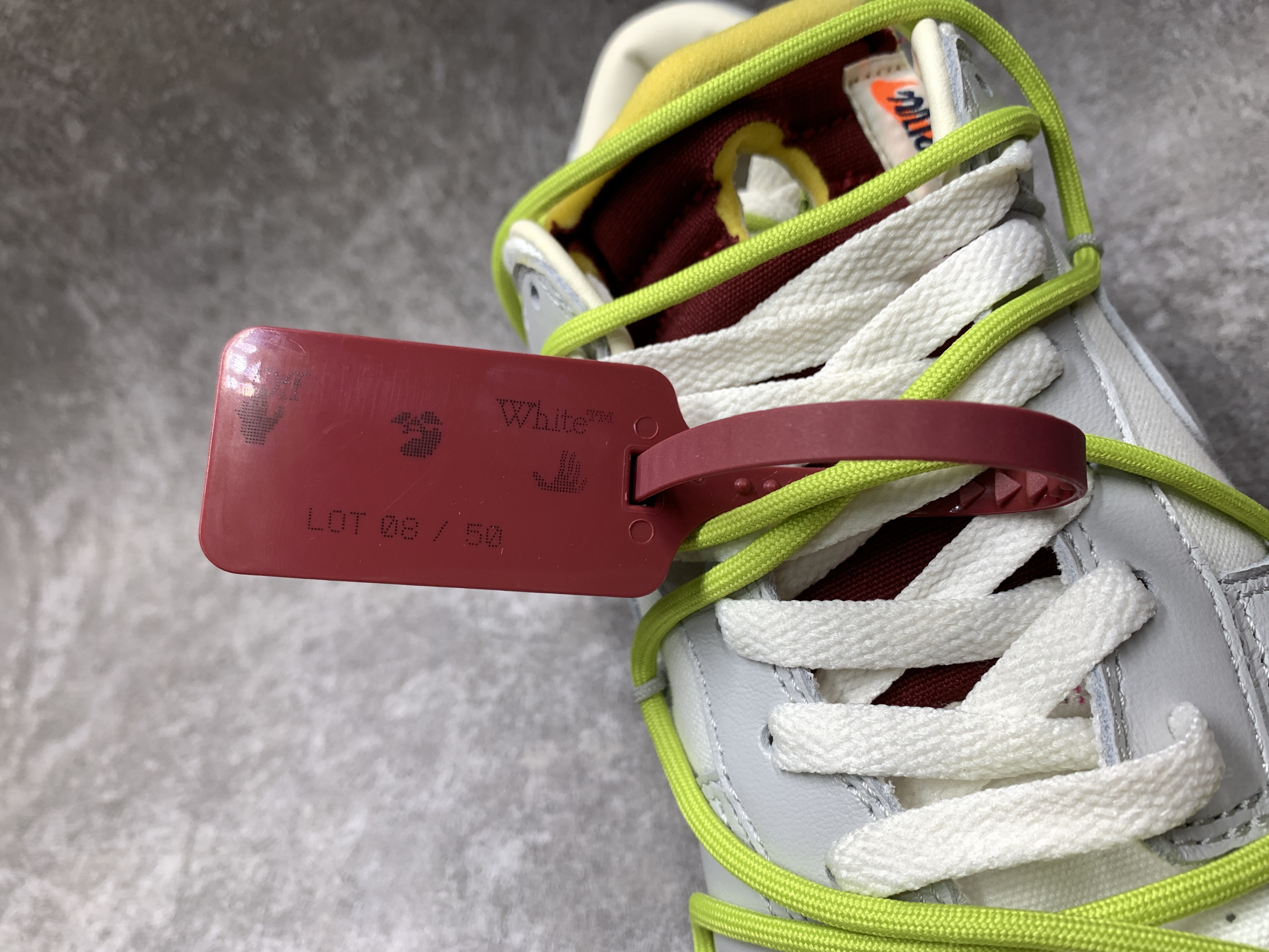 Nike Dunk Low x Off-White 08 of 50