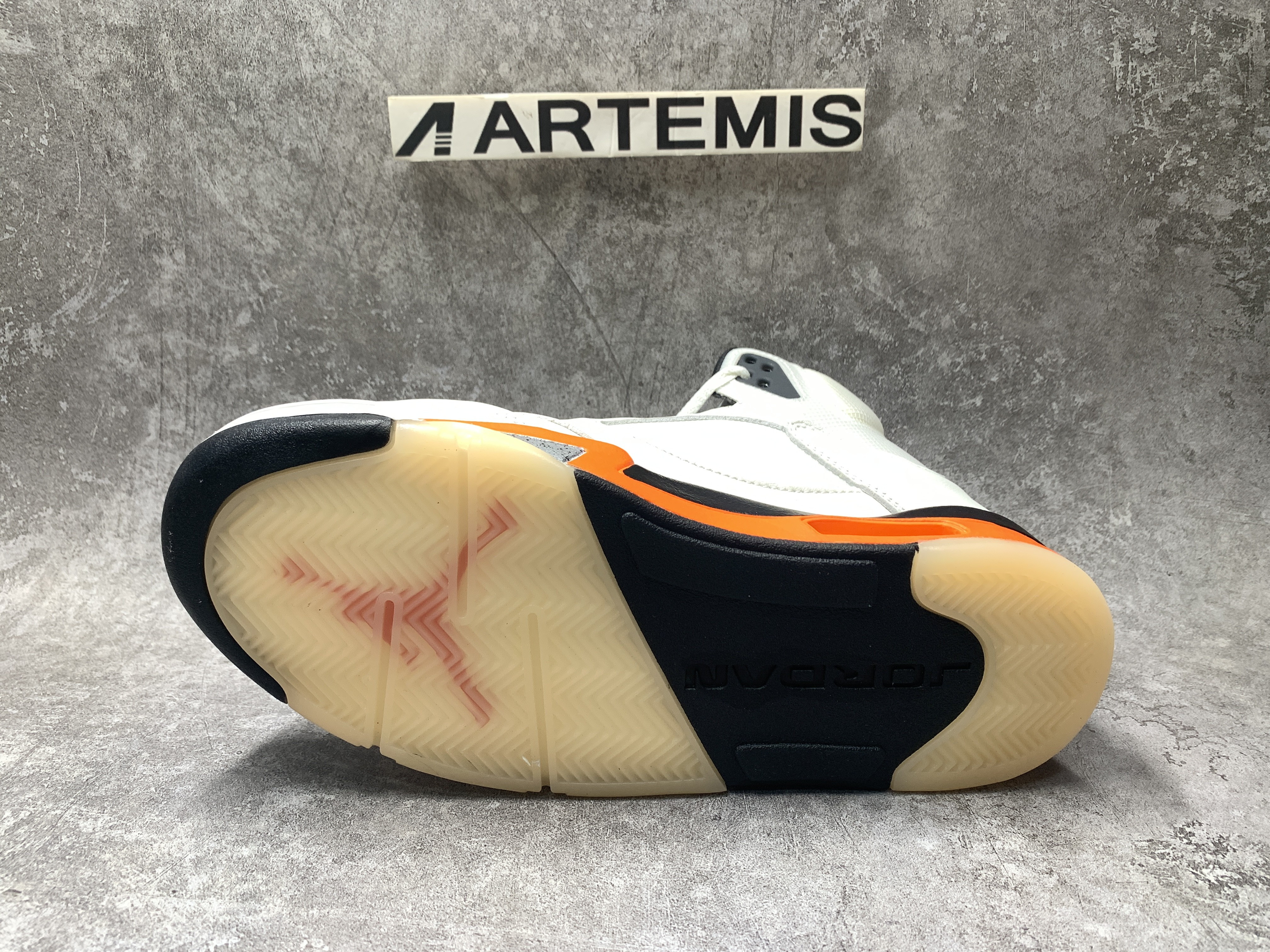 Air Jordan 5 Retro Shattered Backboard