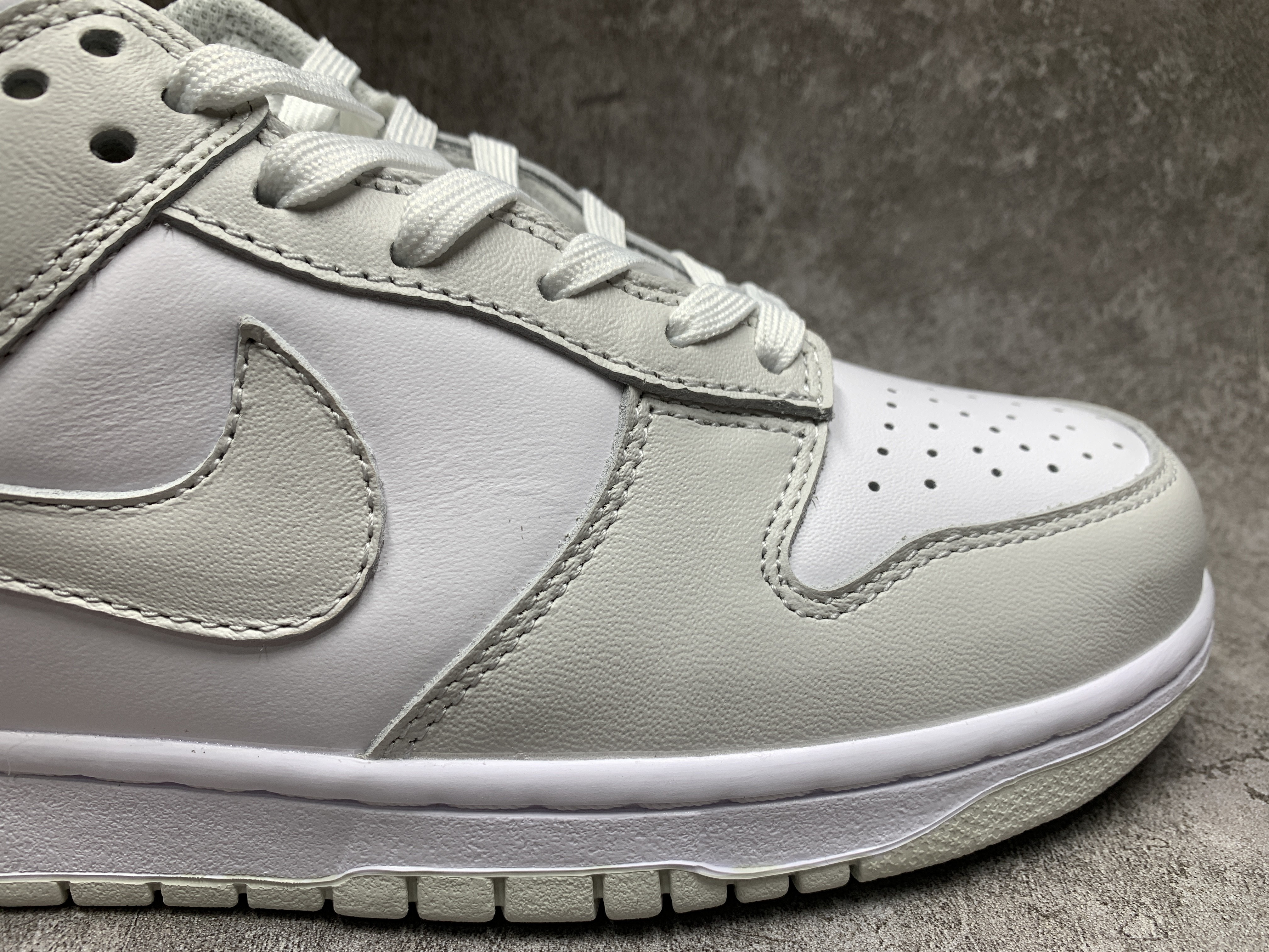 Nike Dunk Low Photon Dust