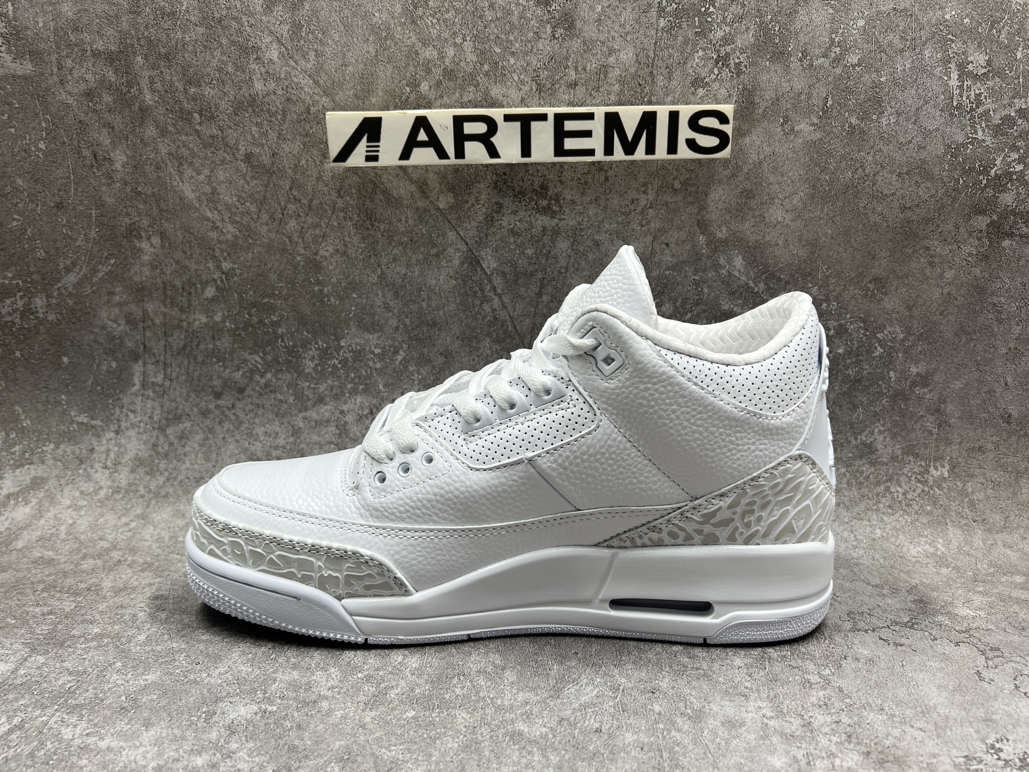 Air Jordan 3 Retro Pure White